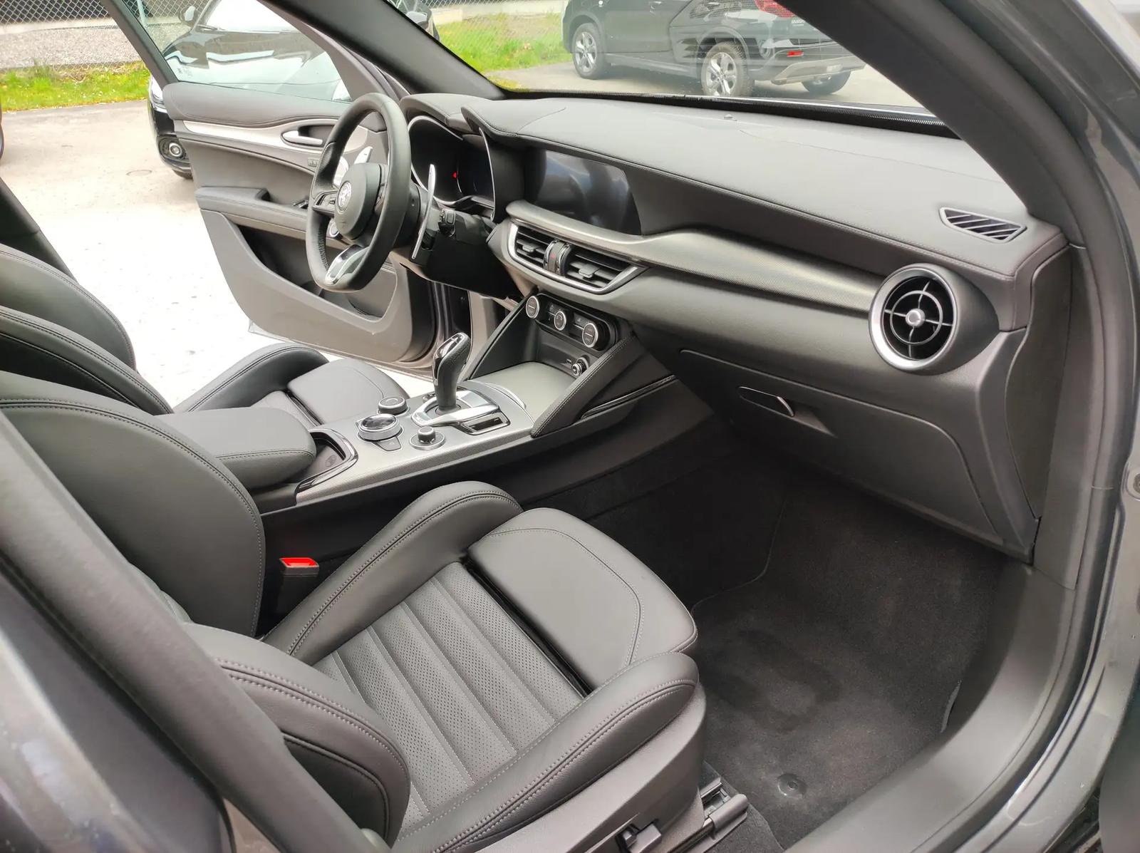 Alfa Romeo Stelvio 2.2 Diesel Veloce AT8 Q4, фото 12