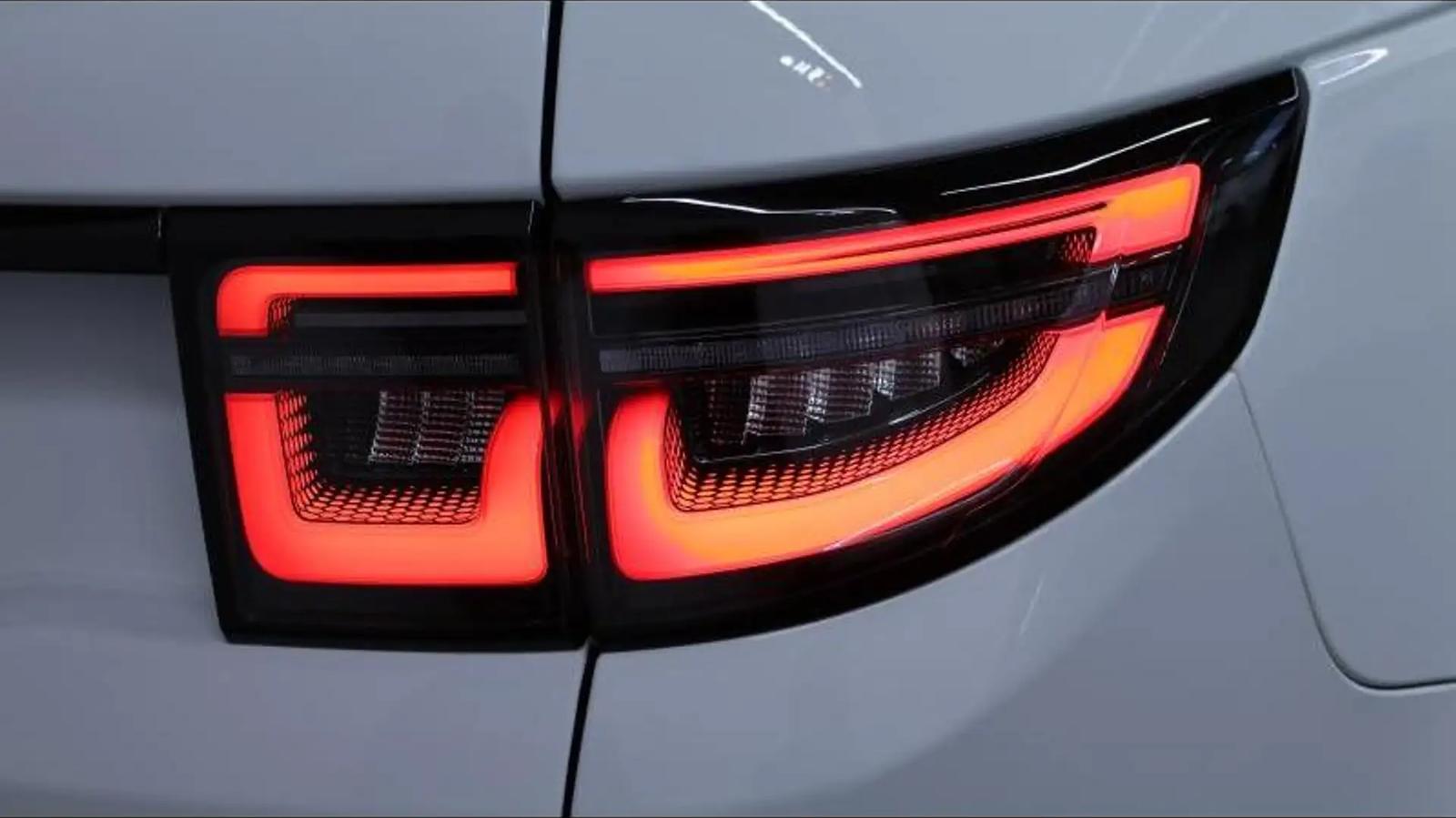Land Rover Discovery Sport D200 R-Dynamic SE, фото 4