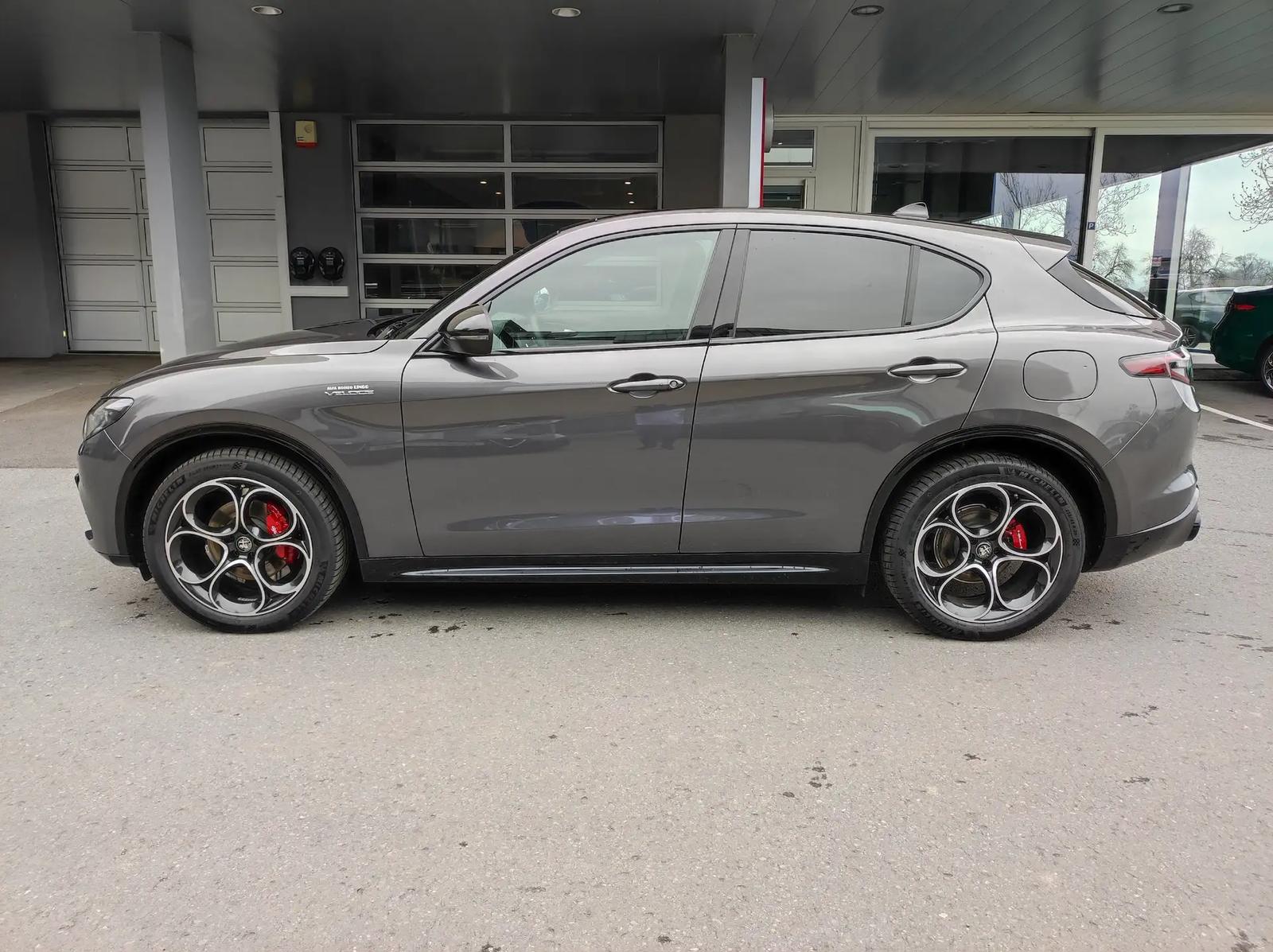 Alfa Romeo Stelvio 2.2 Diesel Veloce AT8 Q4, фото 2