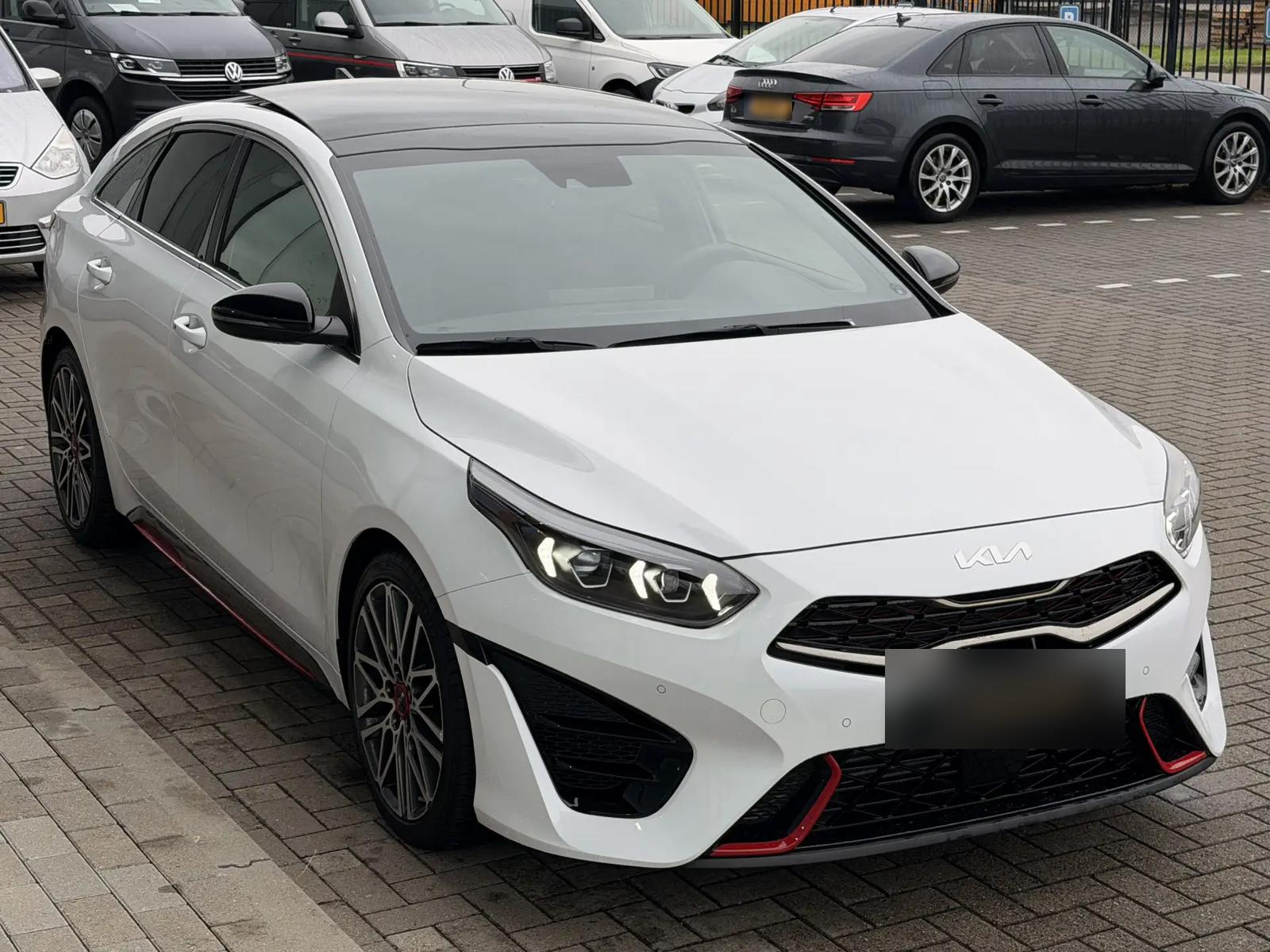 Kia ProCeed 1.6 T-GDi GT, фото 12