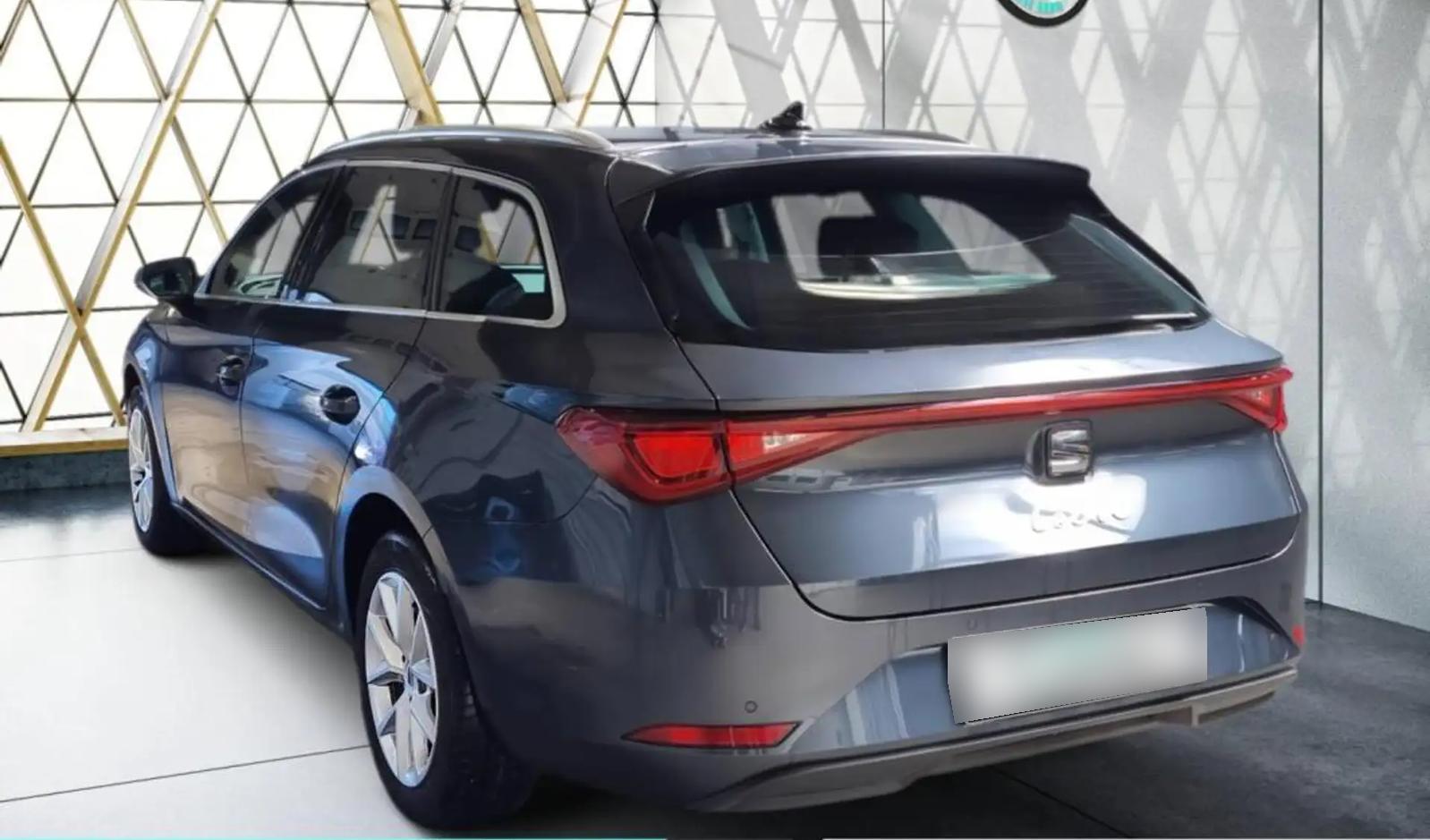 SEAT Leon IV Sport Tourer 2.0 TDI Style XL, фото 2