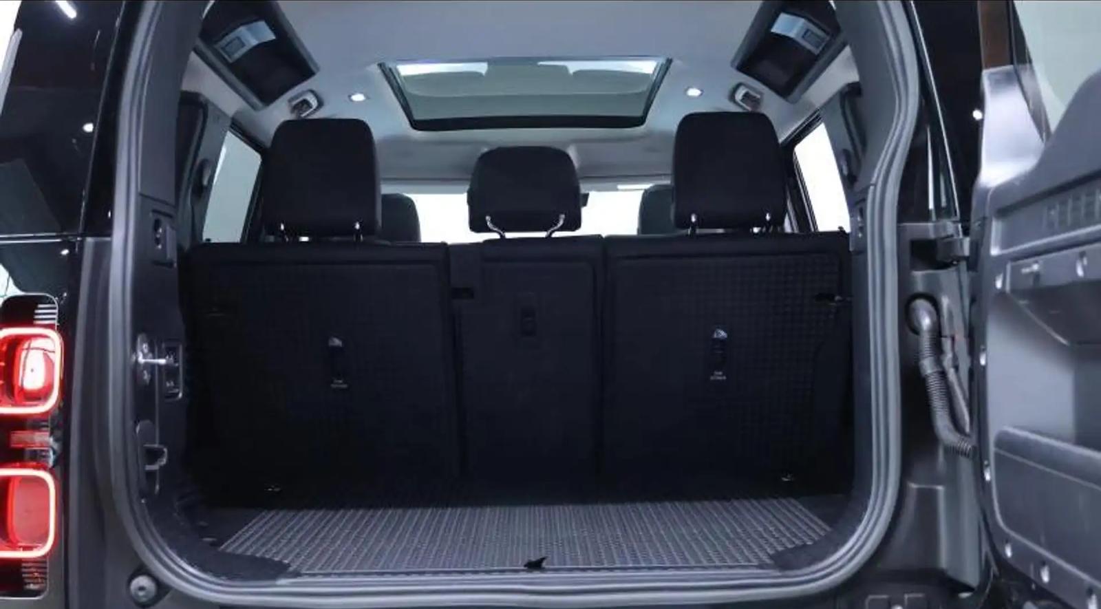 Land Rover Defender D250 XS Edition, фото 7