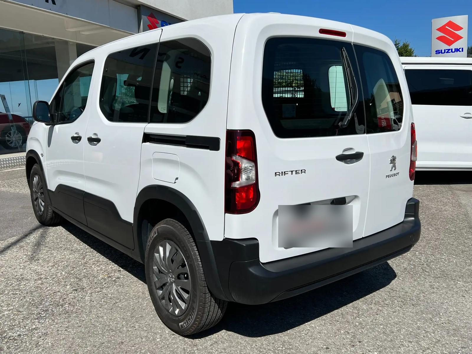 Peugeot Rifter Standard BlueHDI 100 S, фото 7