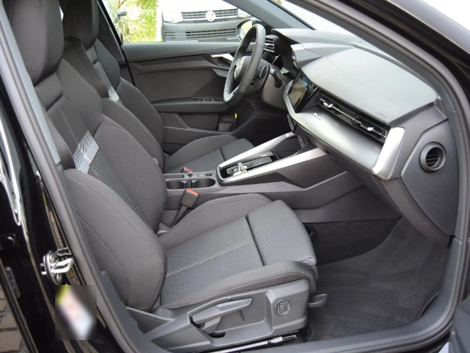 Audi A3 Sportback 35 TFSI S-tronic, фото 4