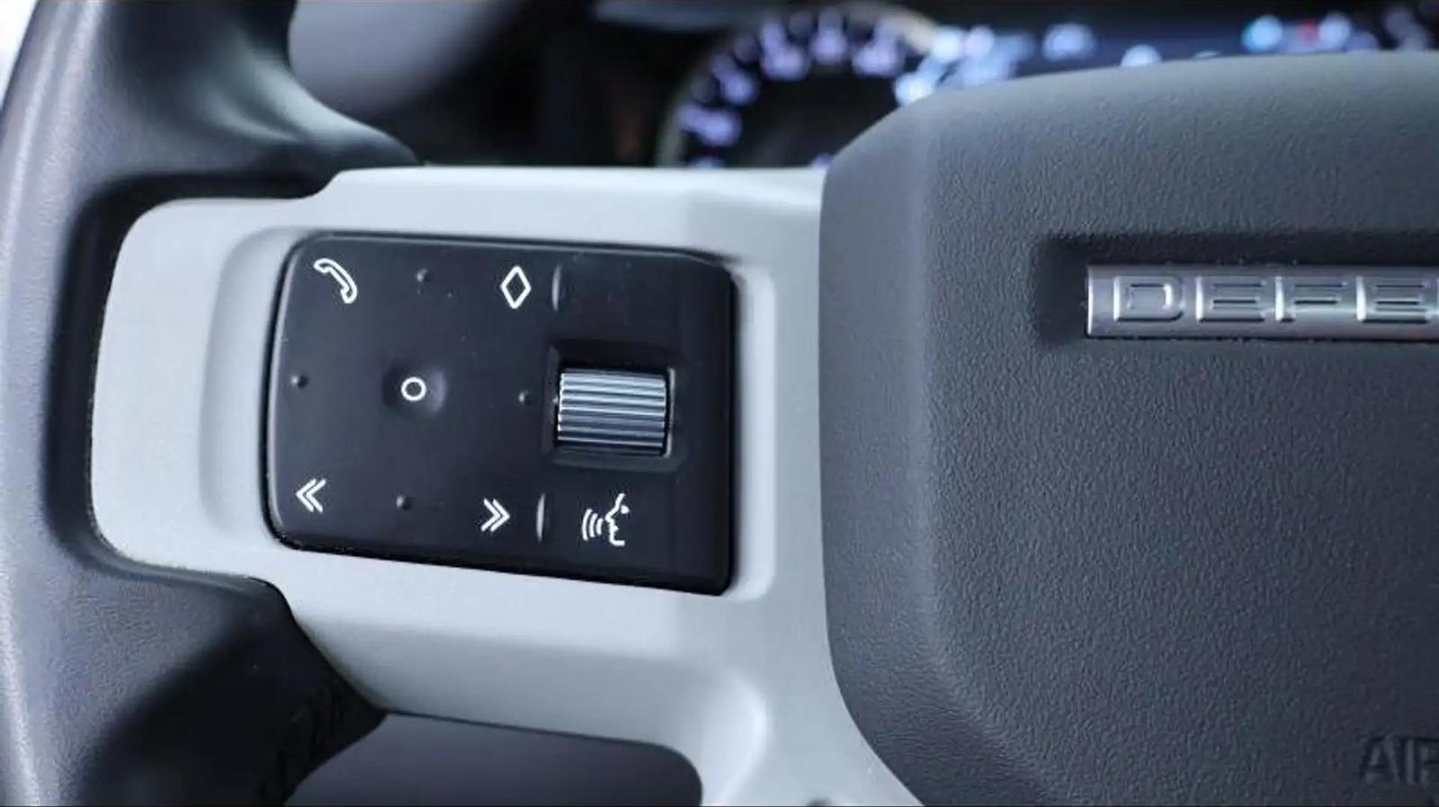 Land Rover Defender D250 XS Edition, фото 16