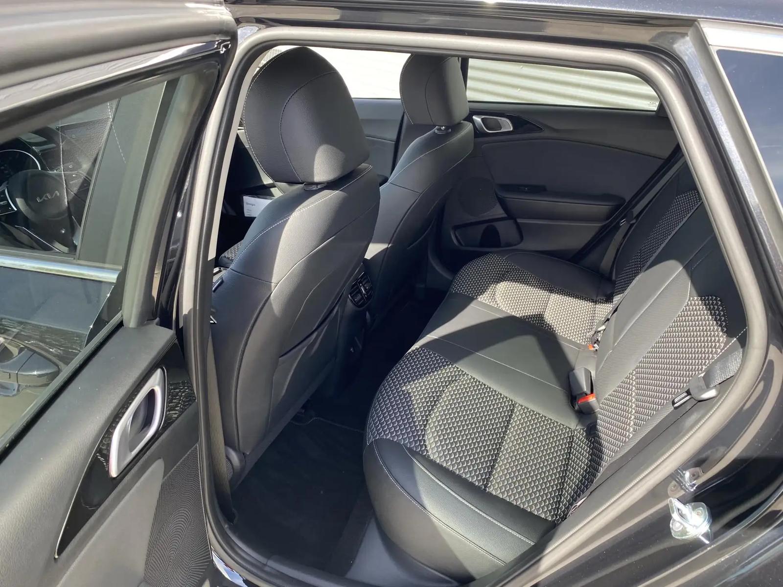 Kia Ceed SW Sportswagon 1.0 T-GDi DynamicPlusLine, фото 5