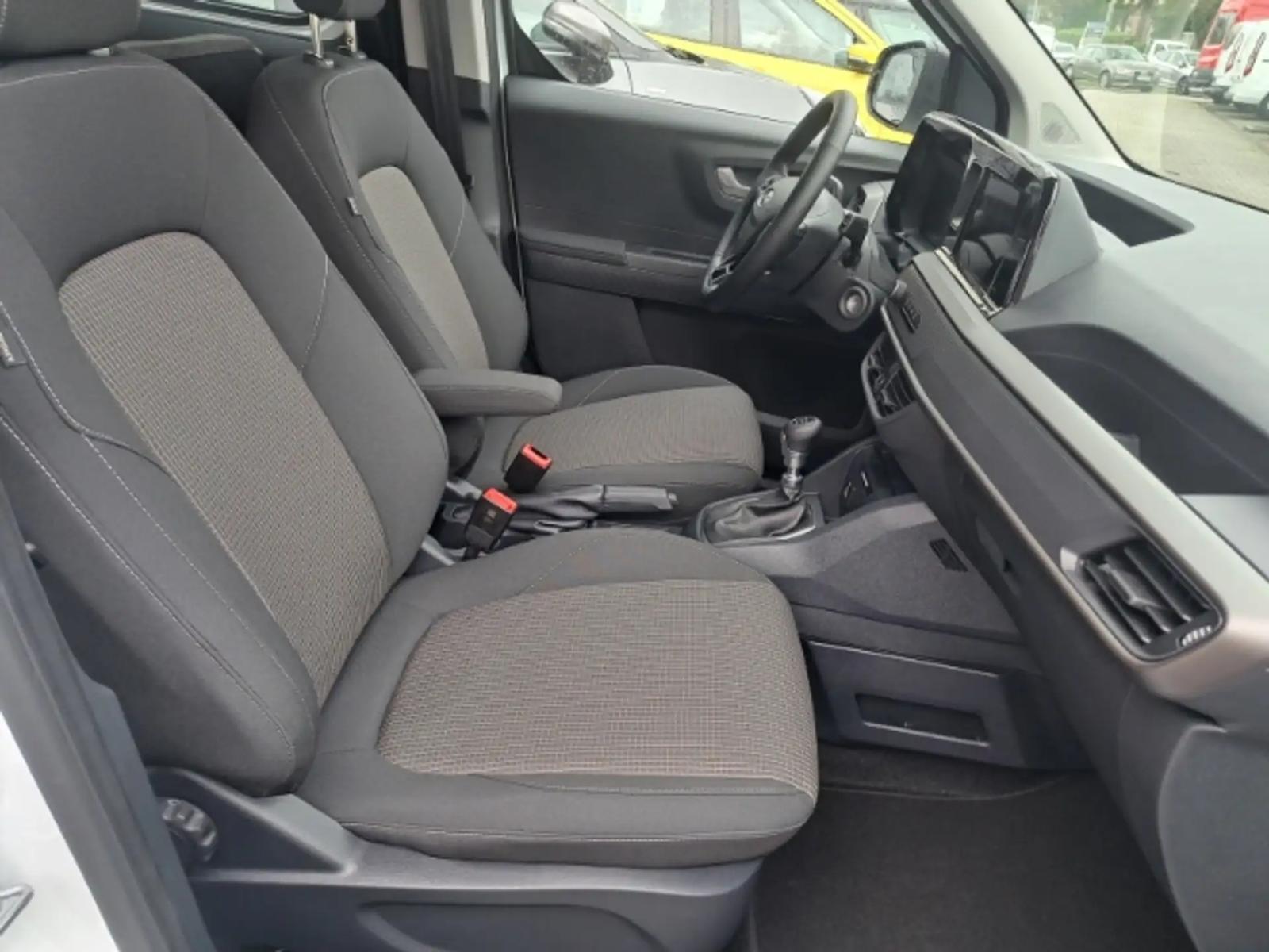 Ford Tourneo Courier Trend 1.0 EcoBoost, фото 10