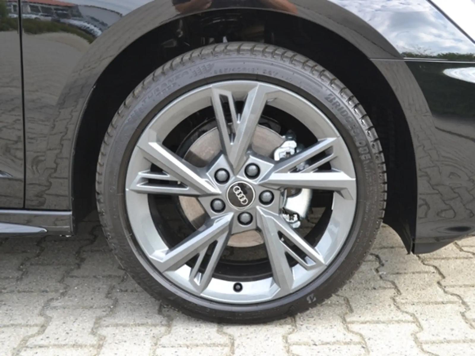 Audi A3 Sportback 35 TFSI S-tronic S line, фото 5