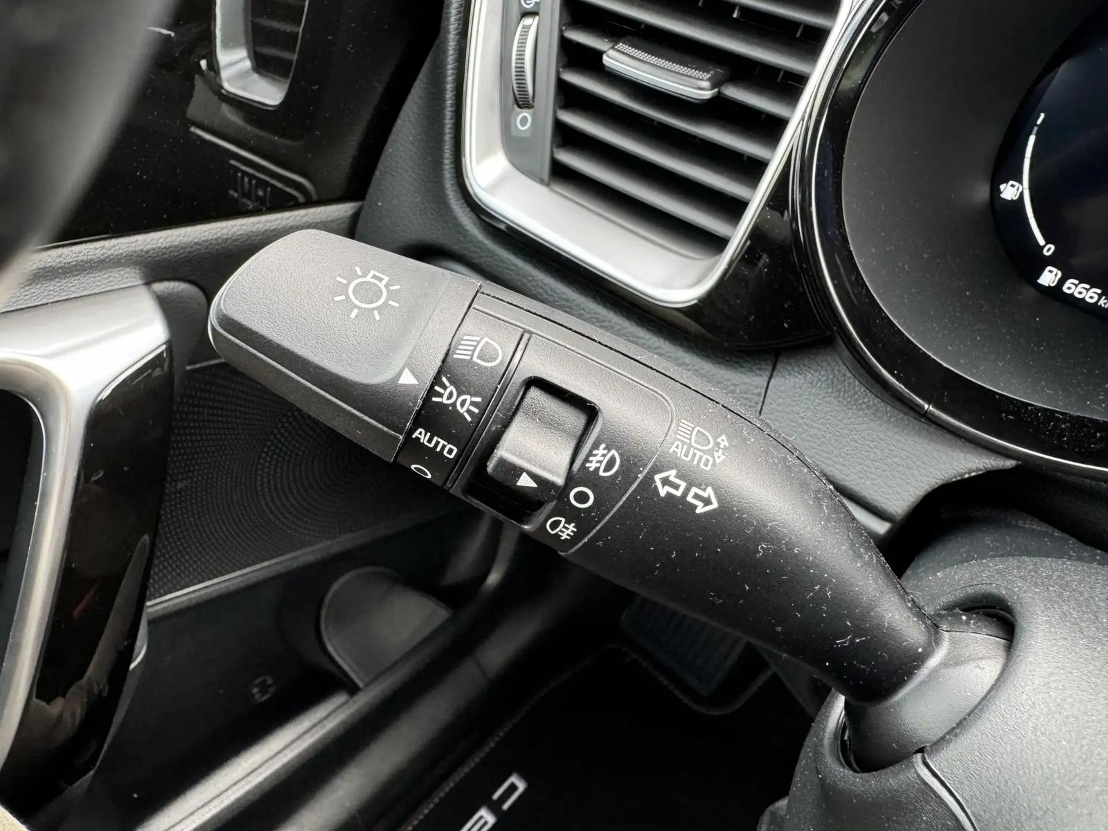 Kia Ceed 1.0 T-GDi DynamicPlusLine, фото 12