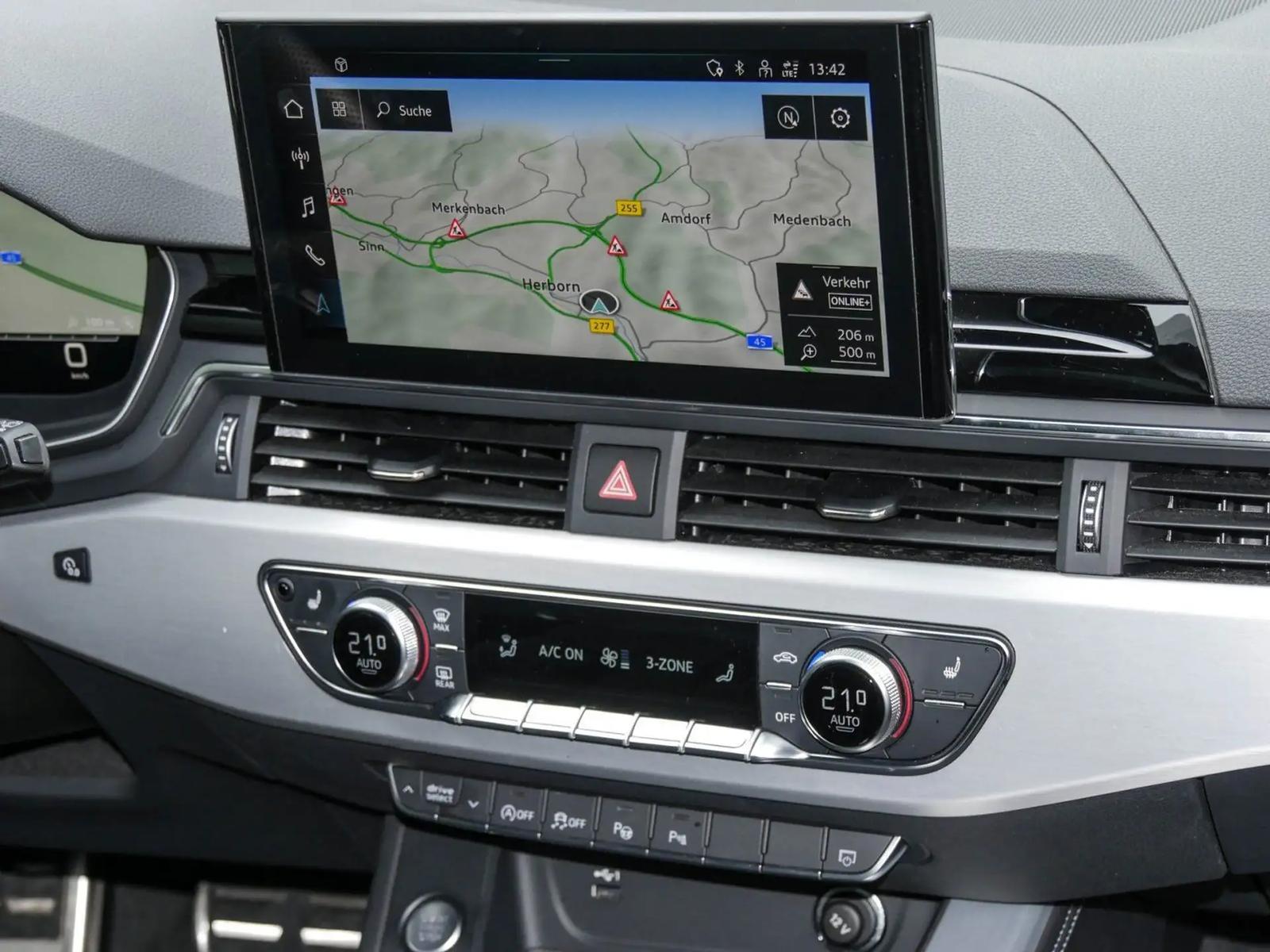 Audi A4 40 TDI quattro S line, фото 5