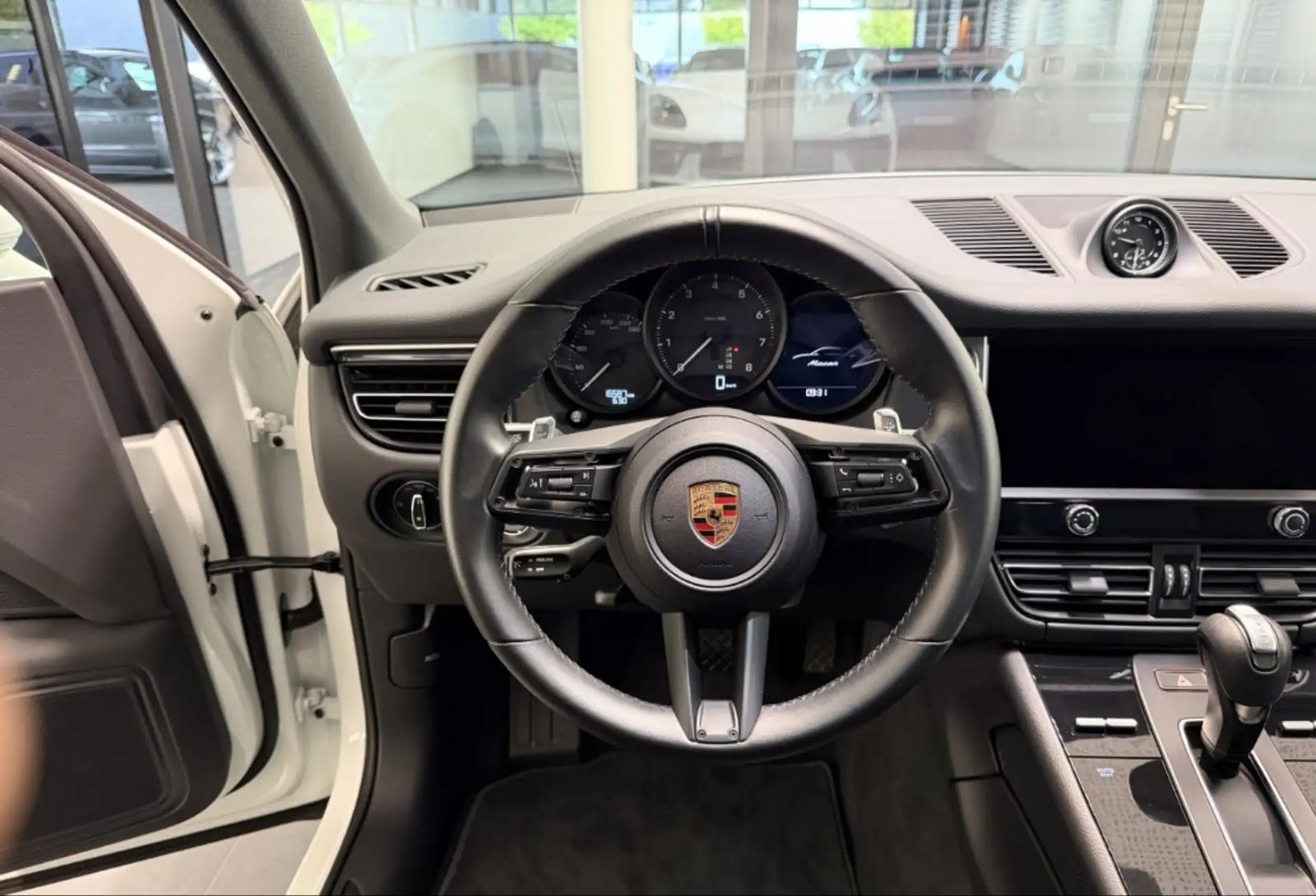 Porsche Macan, фото 13