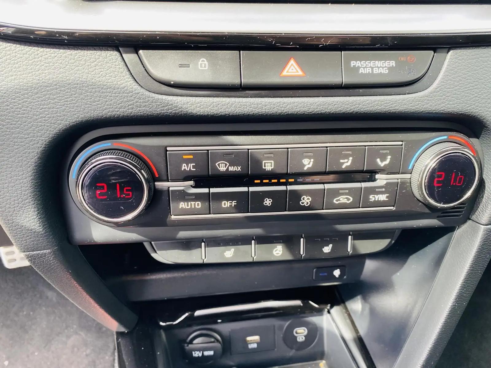 Kia ProCeed 1.0 T-GDi GT-Line, фото 12