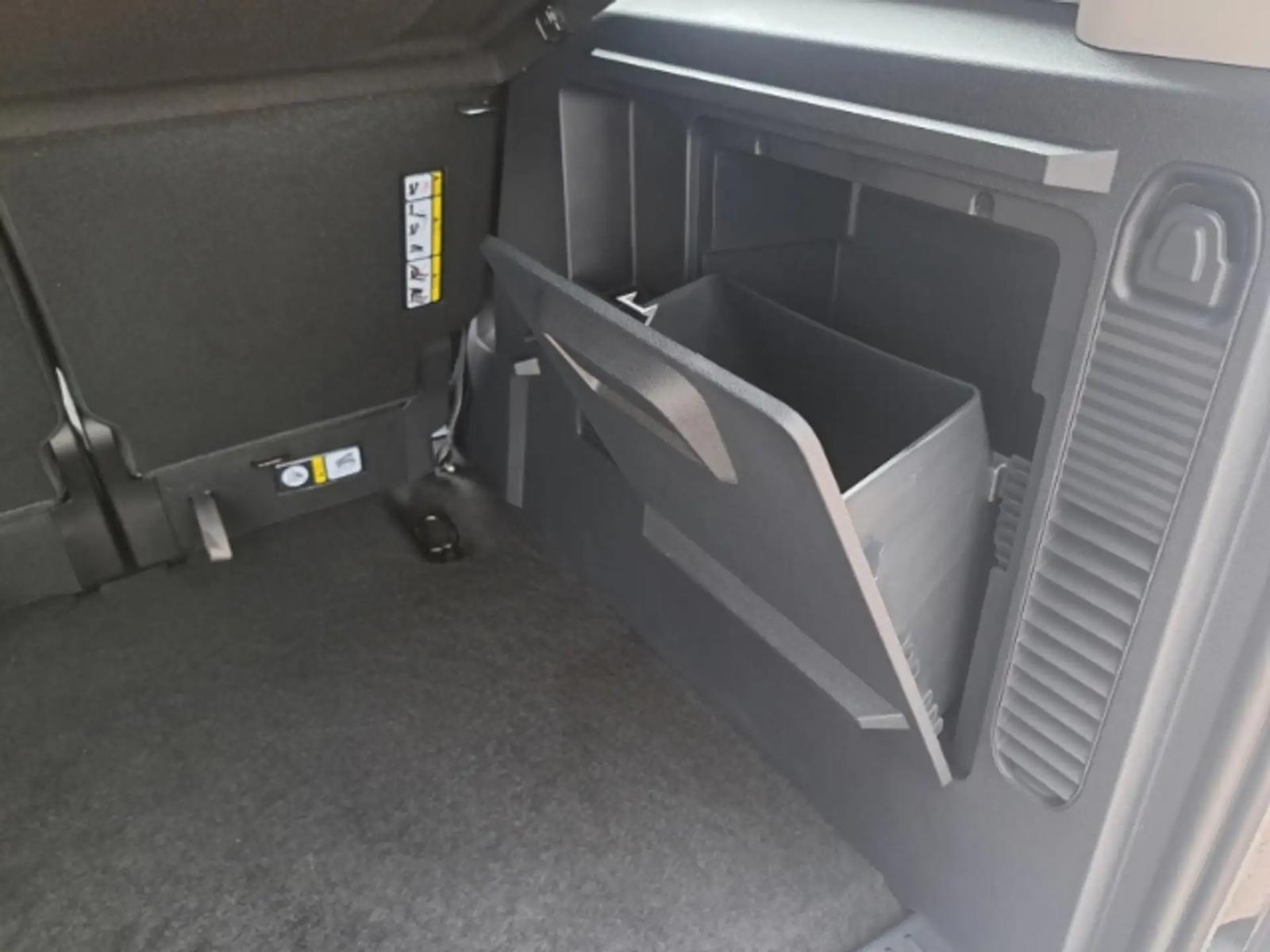 Ford Tourneo Courier Trend 1.0 EcoBoost, фото 16