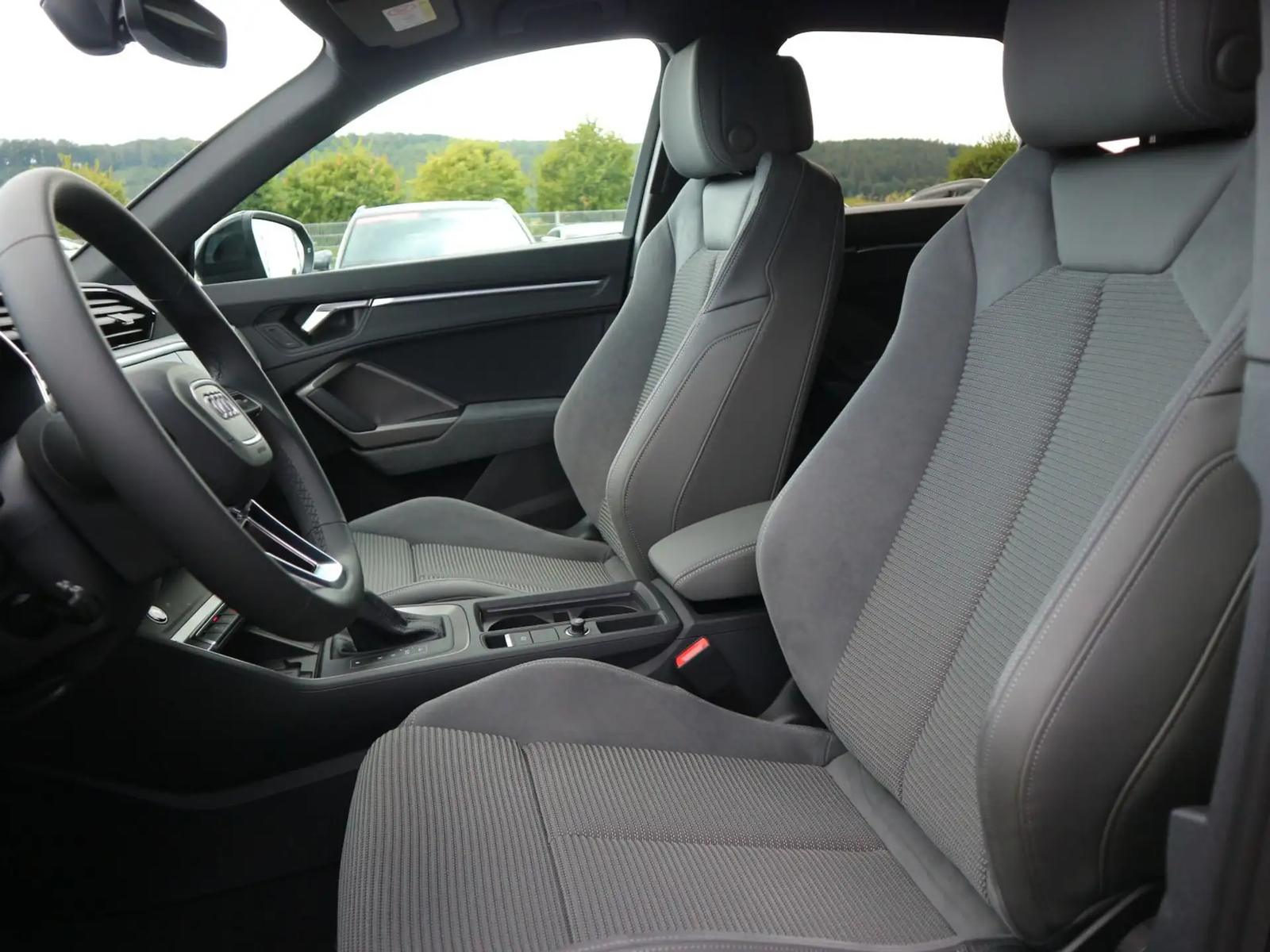 Audi Q3 advanced 35 TDI S tronic, фото 6