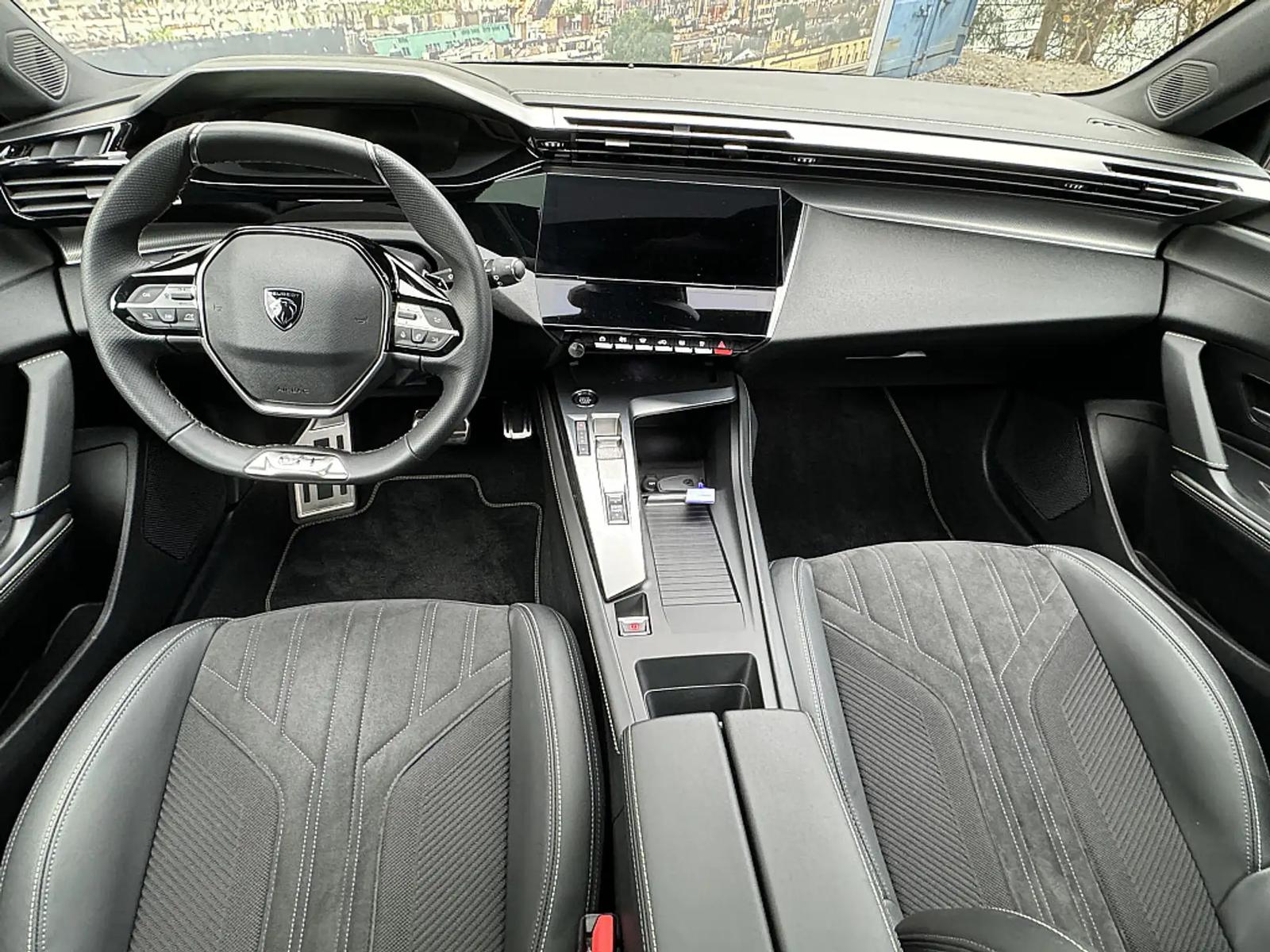 Peugeot 308 SW BlueHDi 130 EAT8 GT, фото 7