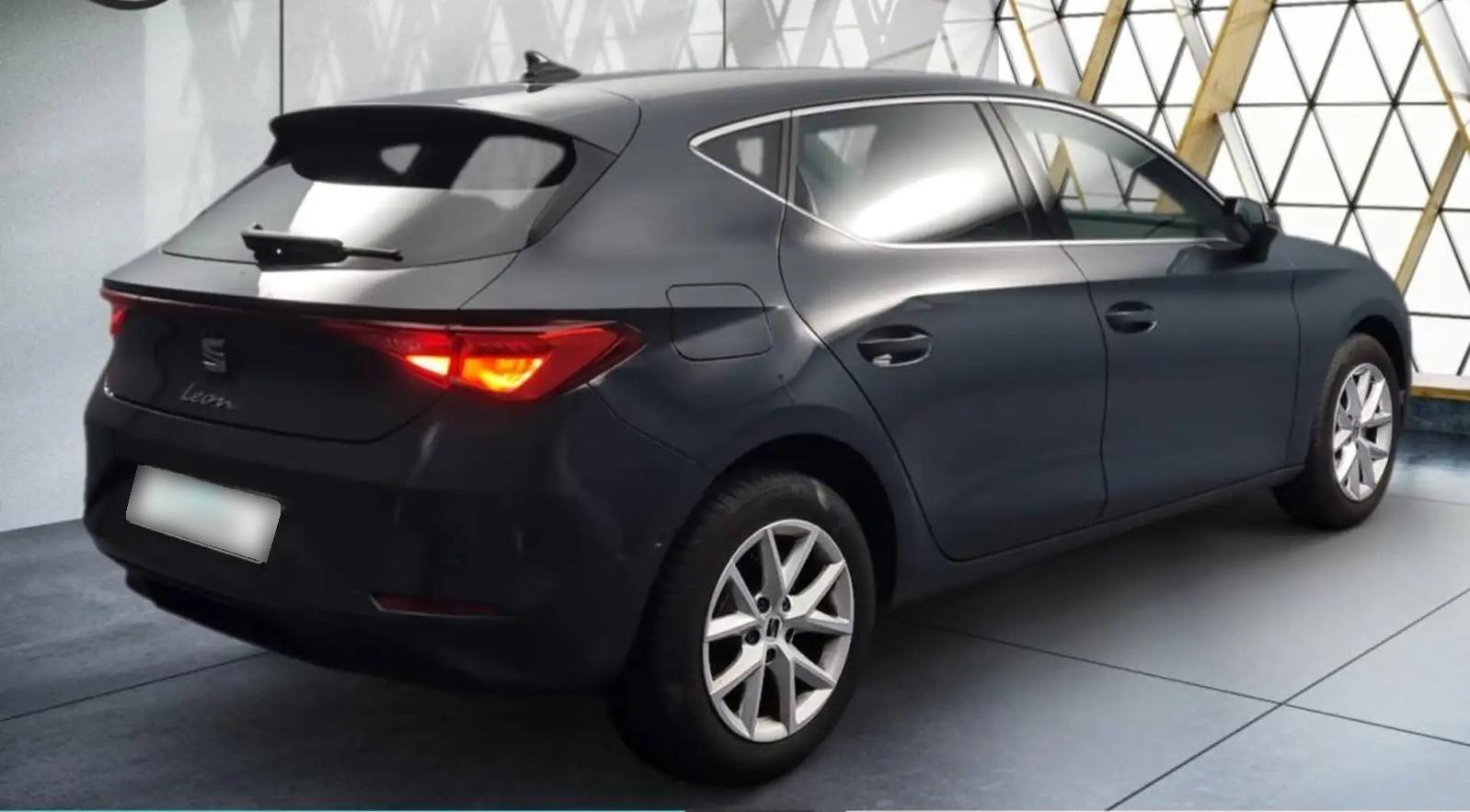 SEAT Leon 2.0 TDI Style XL, фото 5