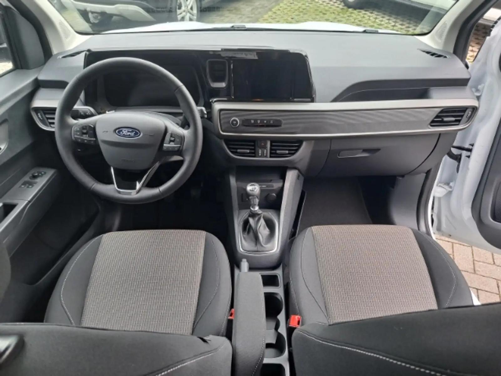 Ford Tourneo Courier Trend 1.0 EcoBoost, фото 8