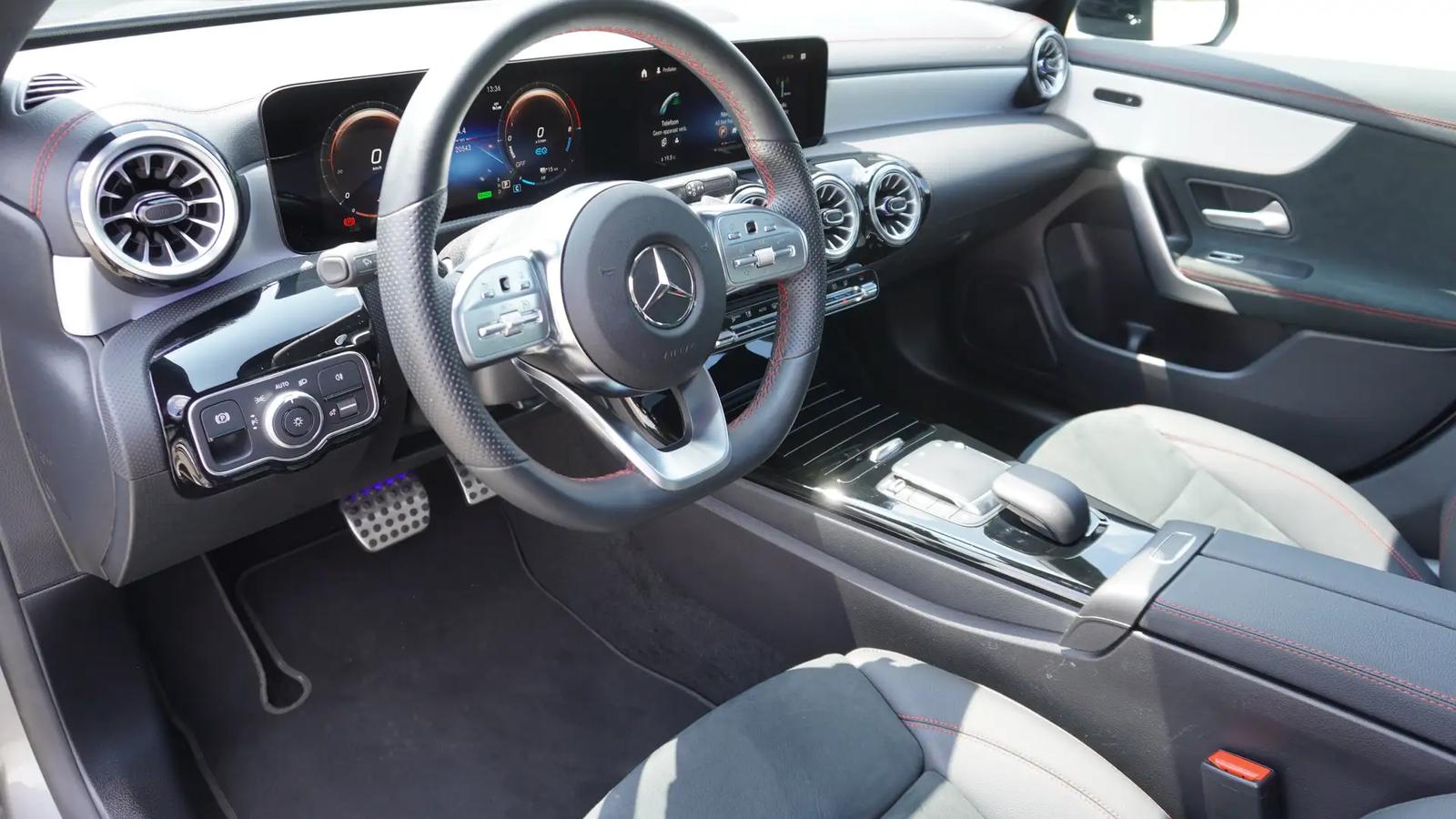 Mercedes-Benz CLA 250 AMG, фото 6