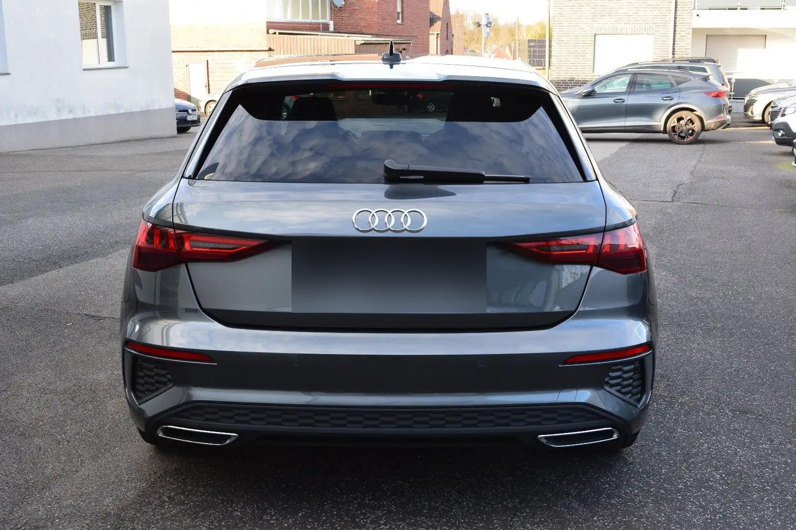 Audi A3 35 TFSI S tronic S line Sportback, фото 4