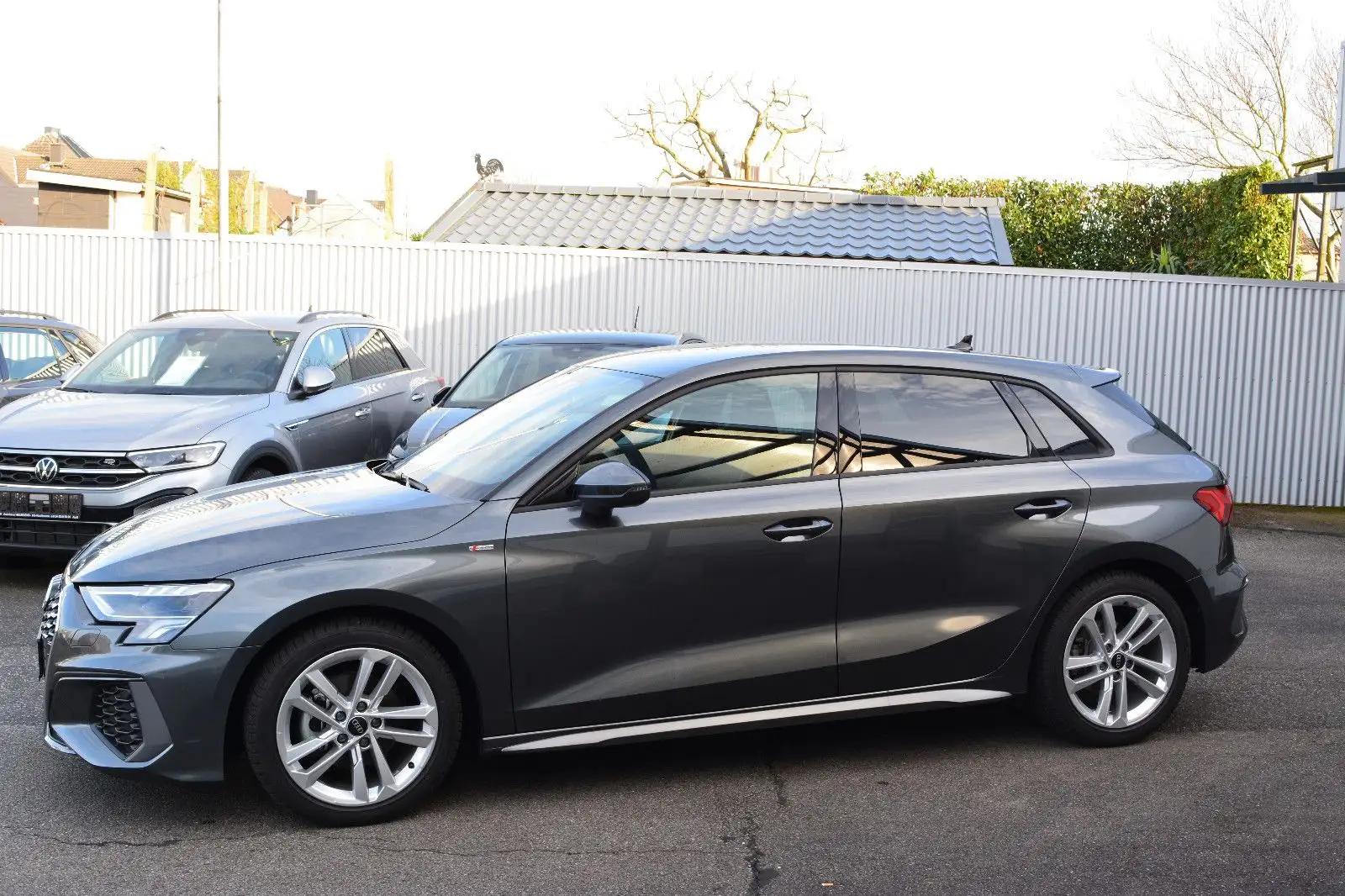 Audi A3 35 TFSI S tronic S line Sportback, фото 2