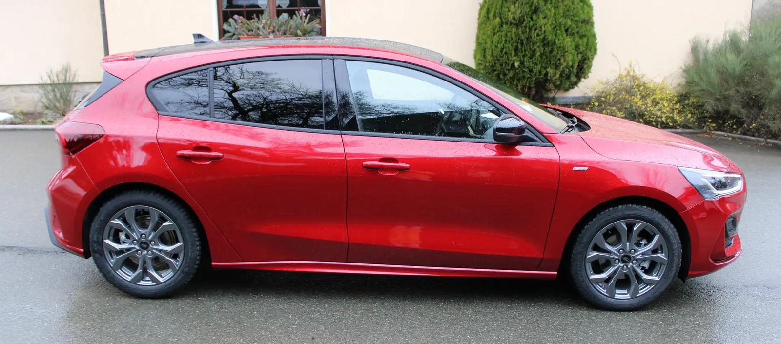 Ford Focus ST-Line, фото 4