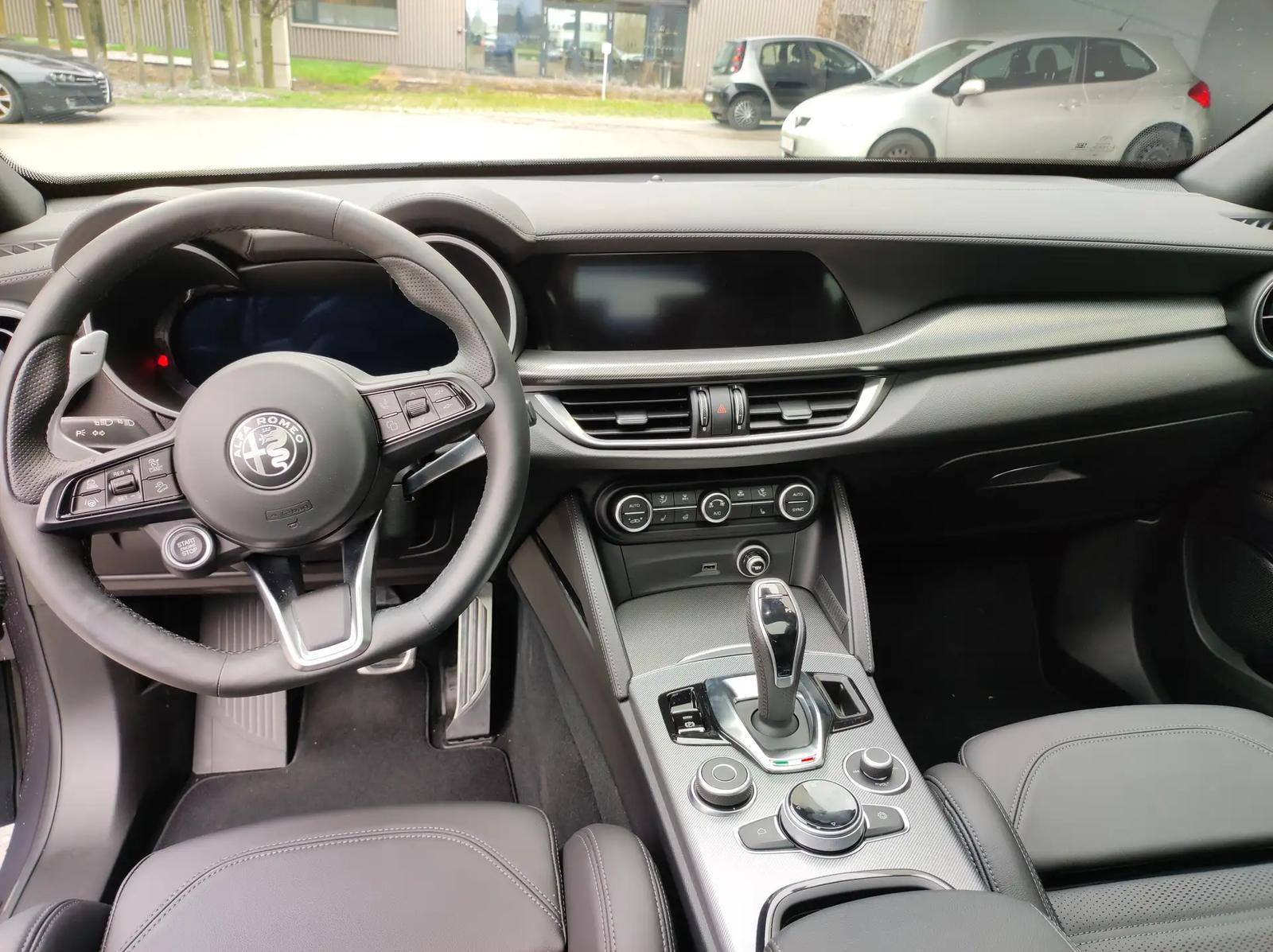 Alfa Romeo Stelvio 2.2 Diesel Veloce AT8 Q4, фото 13