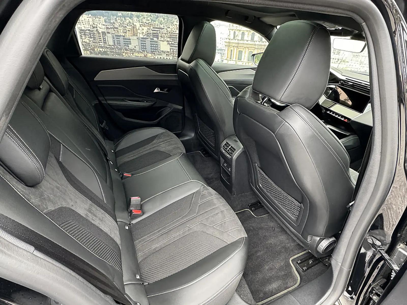 Peugeot 308 SW BlueHDi 130 EAT8 GT, фото 4
