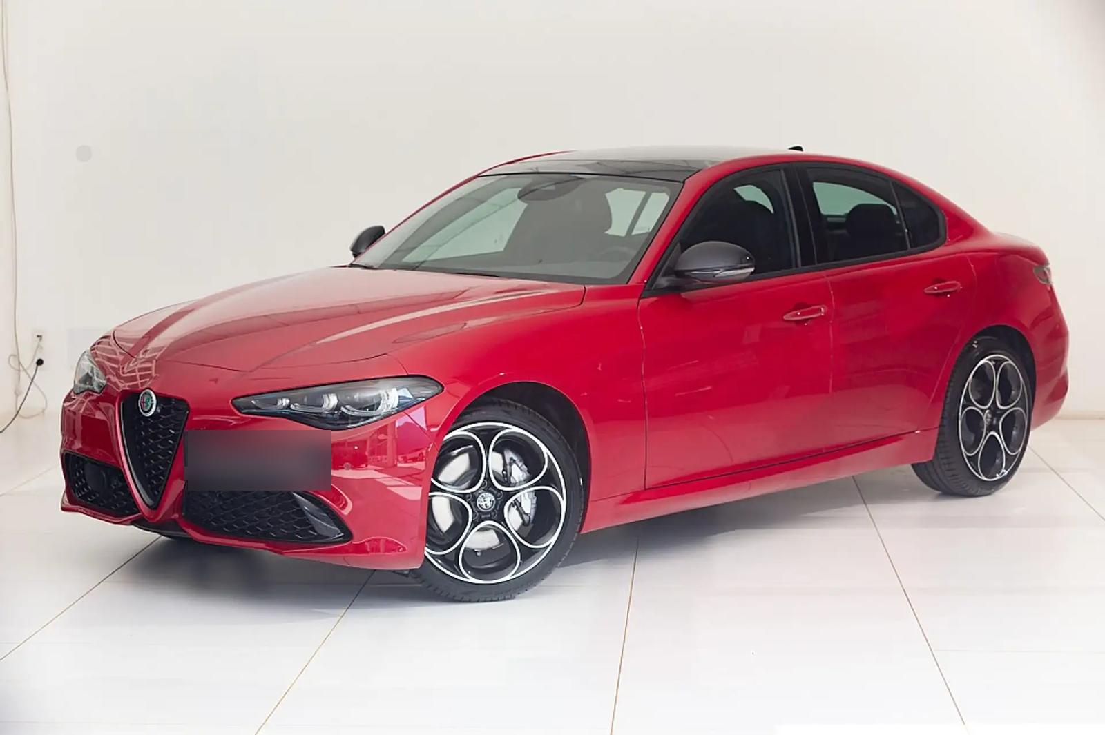 Alfa Romeo Giulia Sprint 2.0 16V 280 AT8 Q4