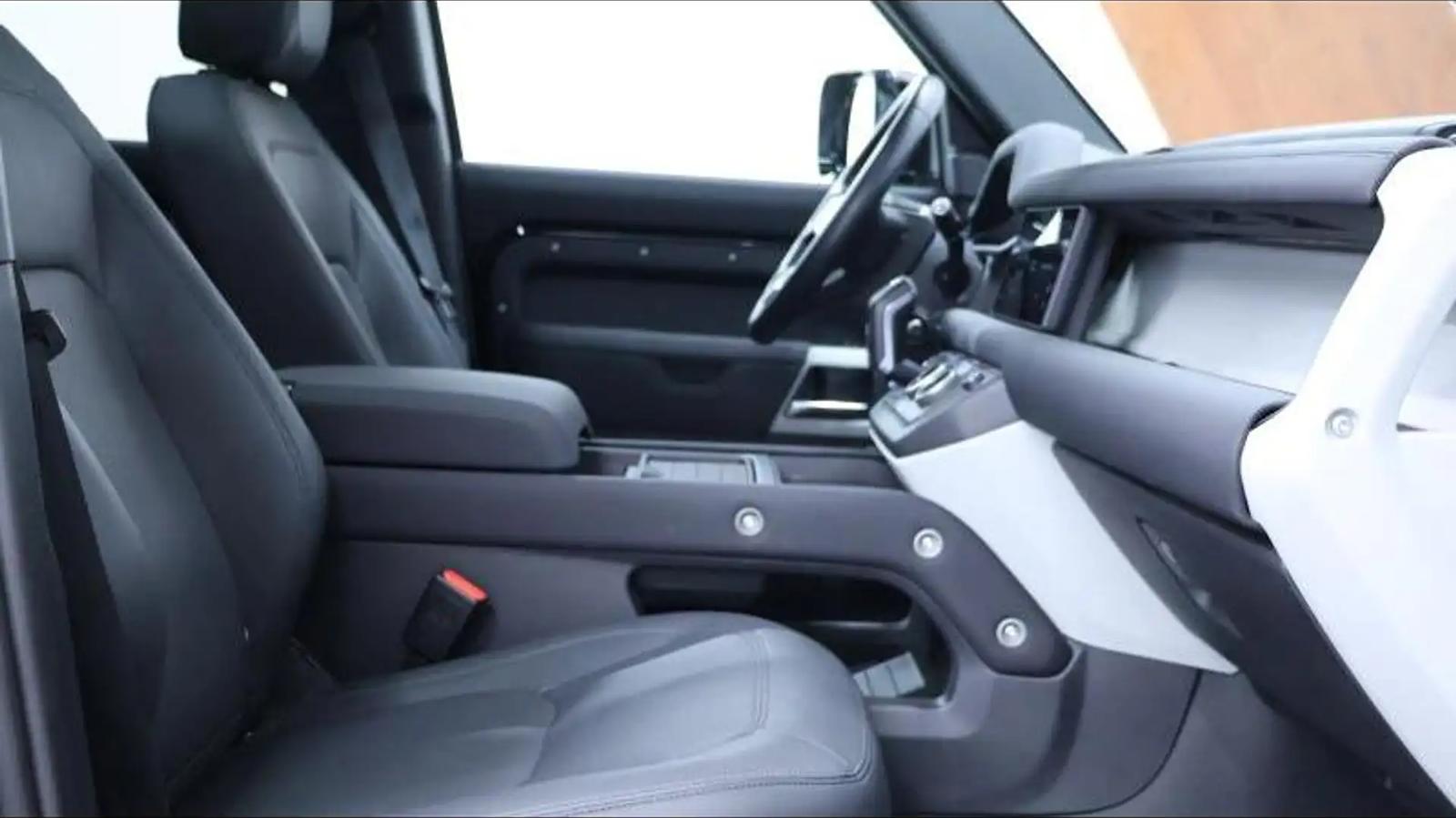 Land Rover Defender D250 XS Edition, фото 10