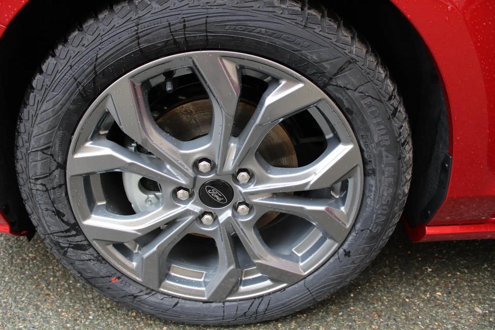 Ford Focus ST-Line, фото 14
