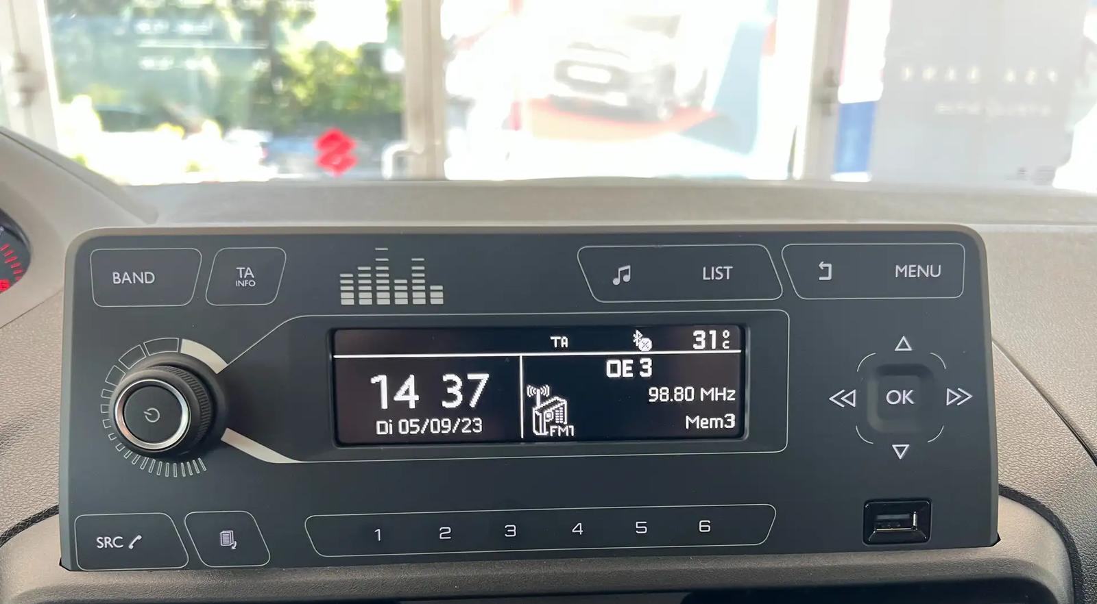 Peugeot Rifter Standard BlueHDI 100 S, фото 15