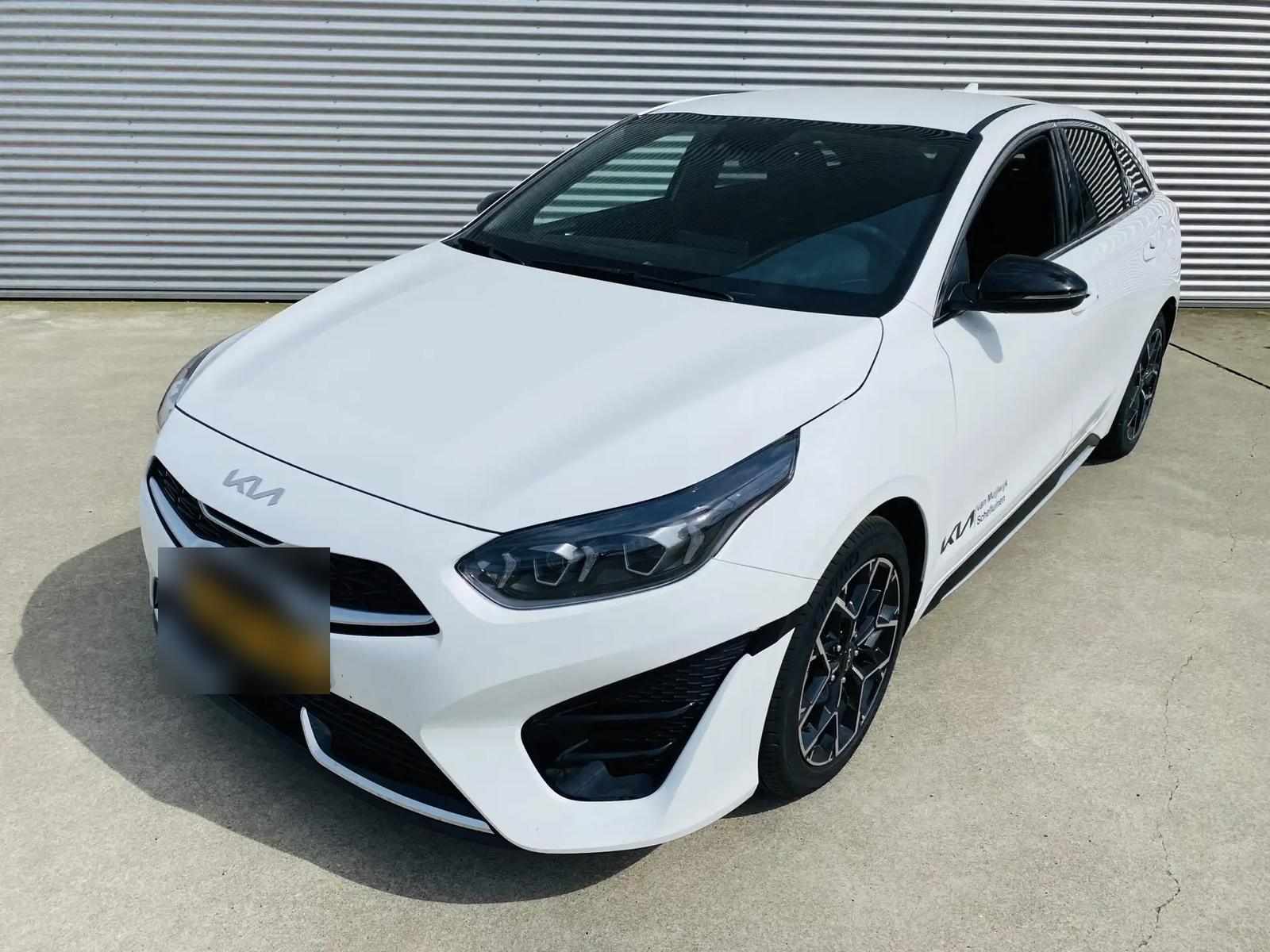 Kia ProCeed 1.0 T-GDi GT-Line, фото 3
