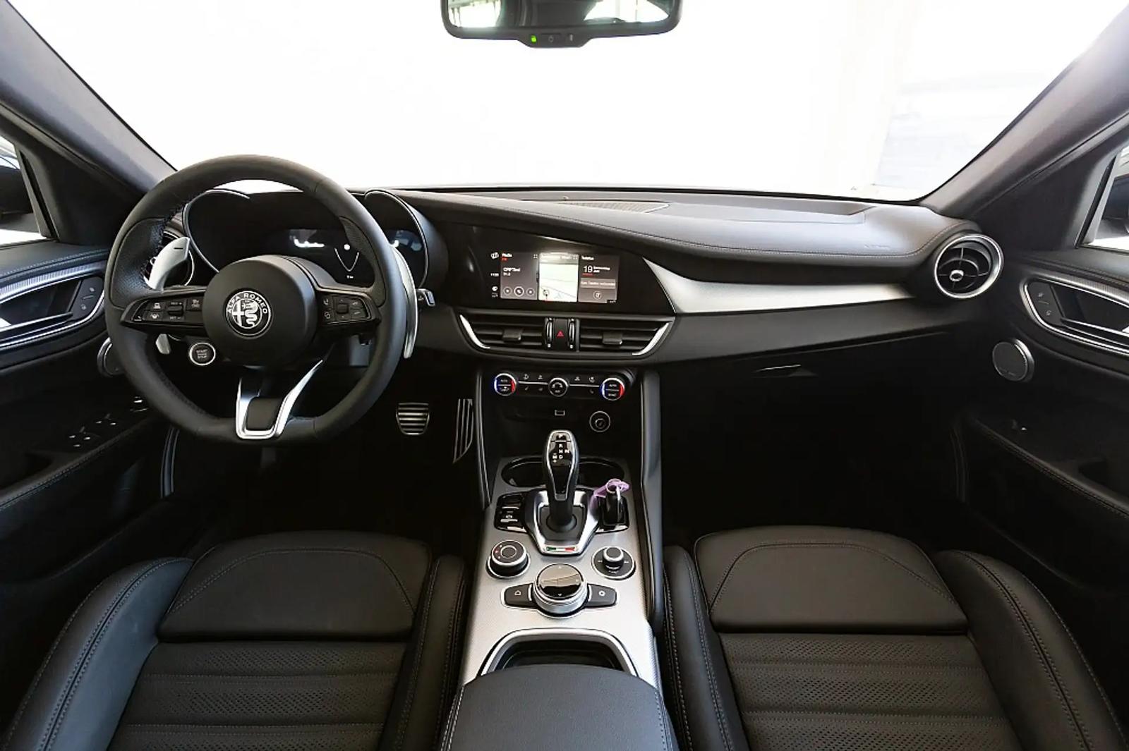 Alfa Romeo Giulia Sprint 2.0 16V 280 AT8 Q4, фото 5