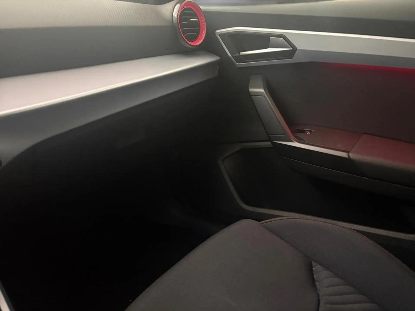 SEAT Arona 1.0 TSI FR Special Edition, фото 12