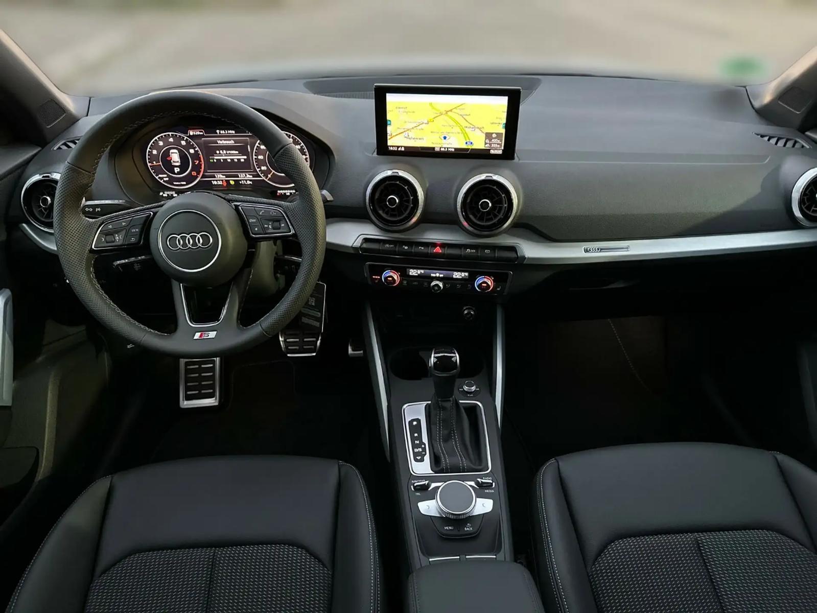 Audi Q2 35 TFSI, фото 9