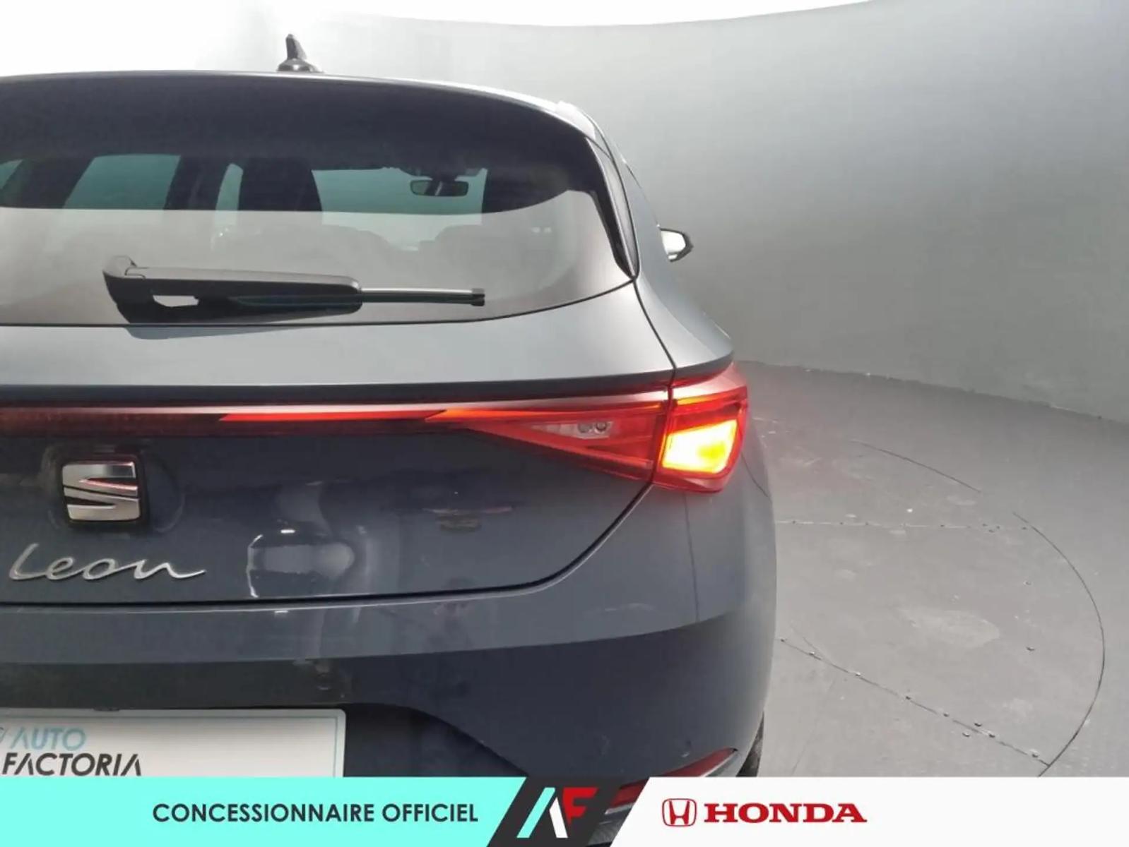 SEAT Leon 2.0 TDI Style XL, фото 4