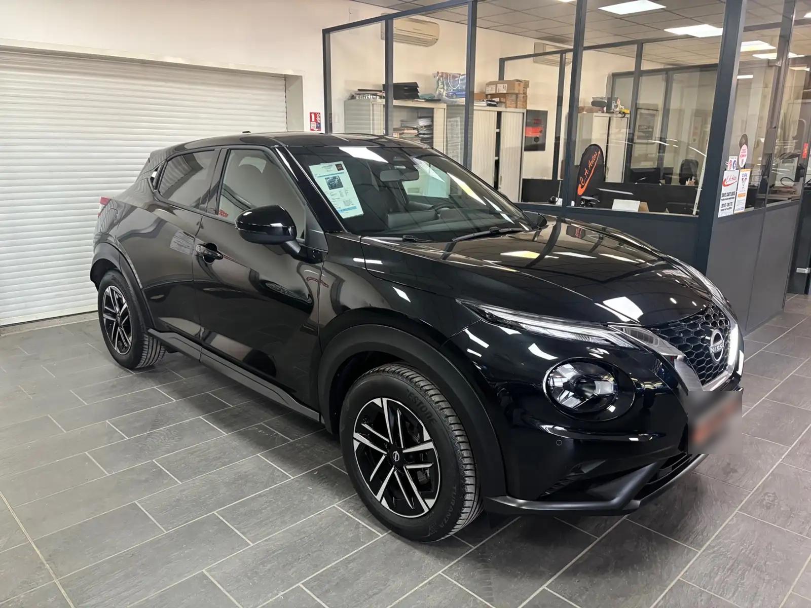 Nissan Juke 1.0 DIG-T N-Connecta 5, фото 3