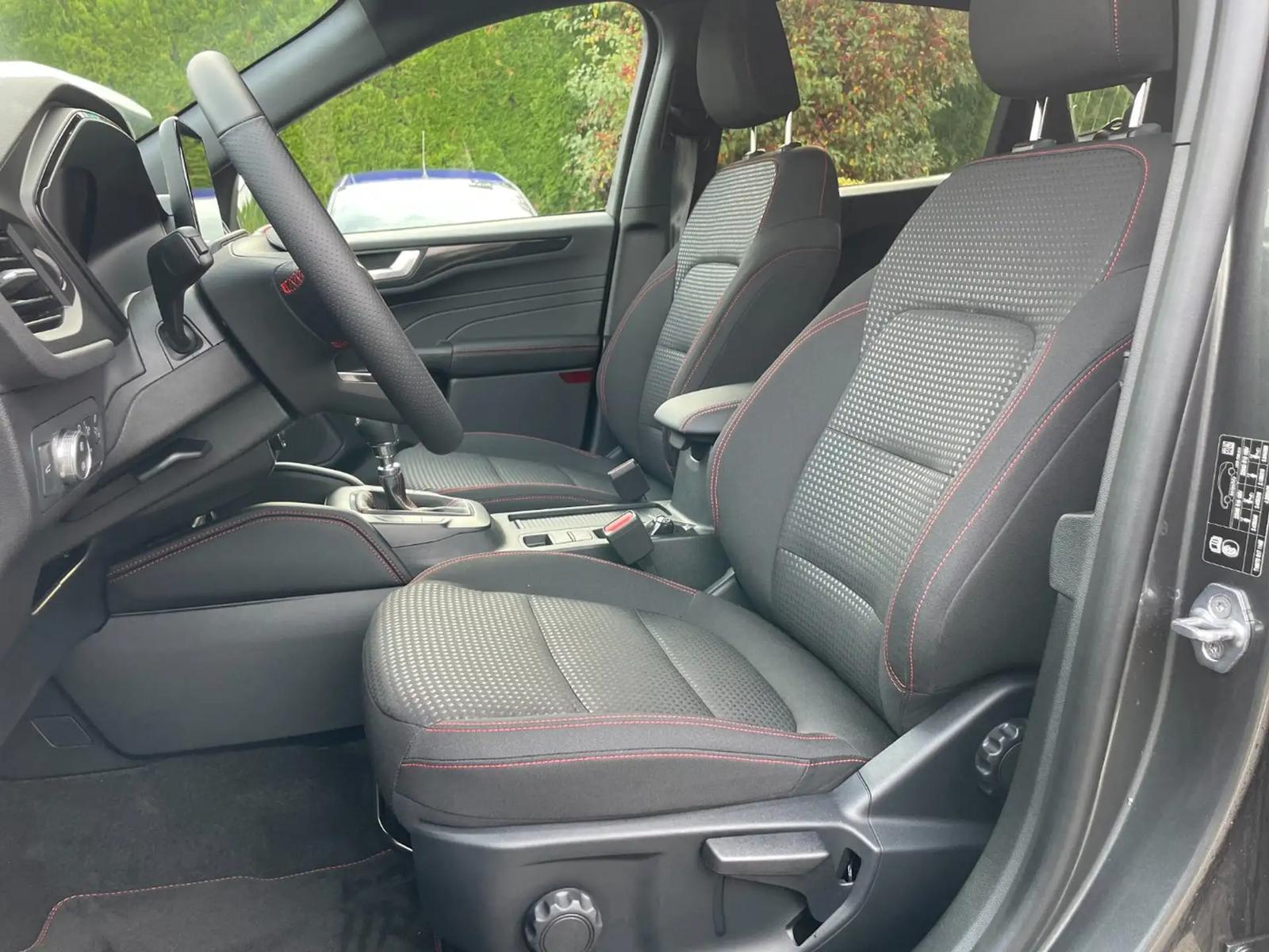 Ford Kuga 1.5 EcoBoost ST-Line, фото 12
