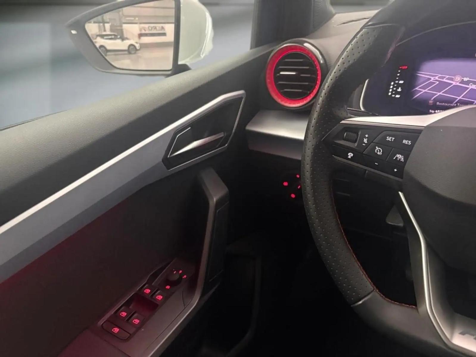 SEAT Arona 1.0 TSI FR Special Edition, фото 15