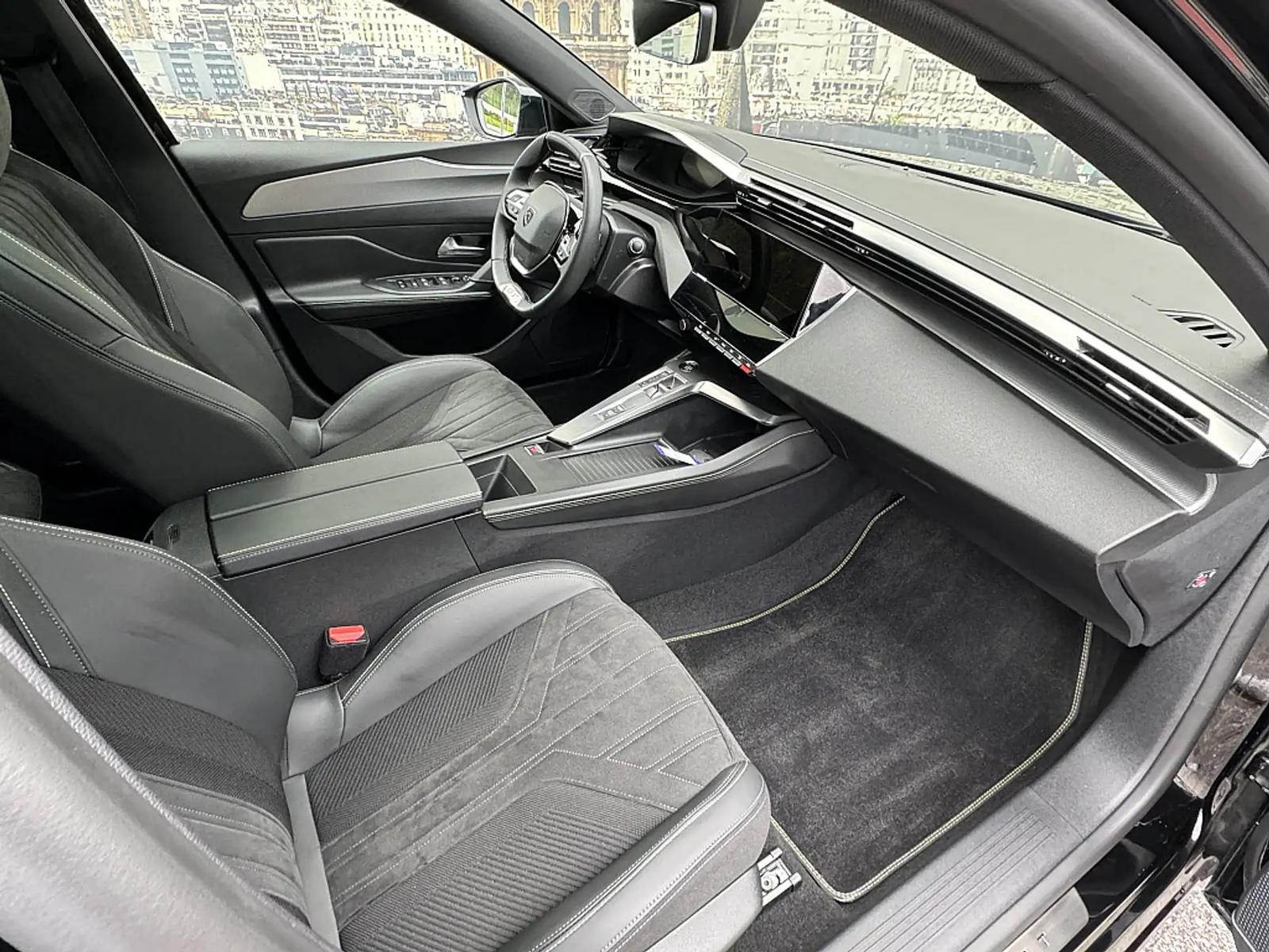 Peugeot 308 SW BlueHDi 130 EAT8 GT, фото 3