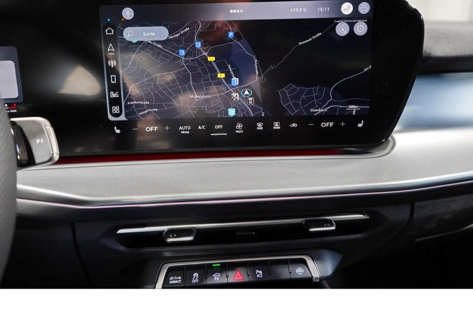 Audi Q3 TFSI quattro S line, фото 8