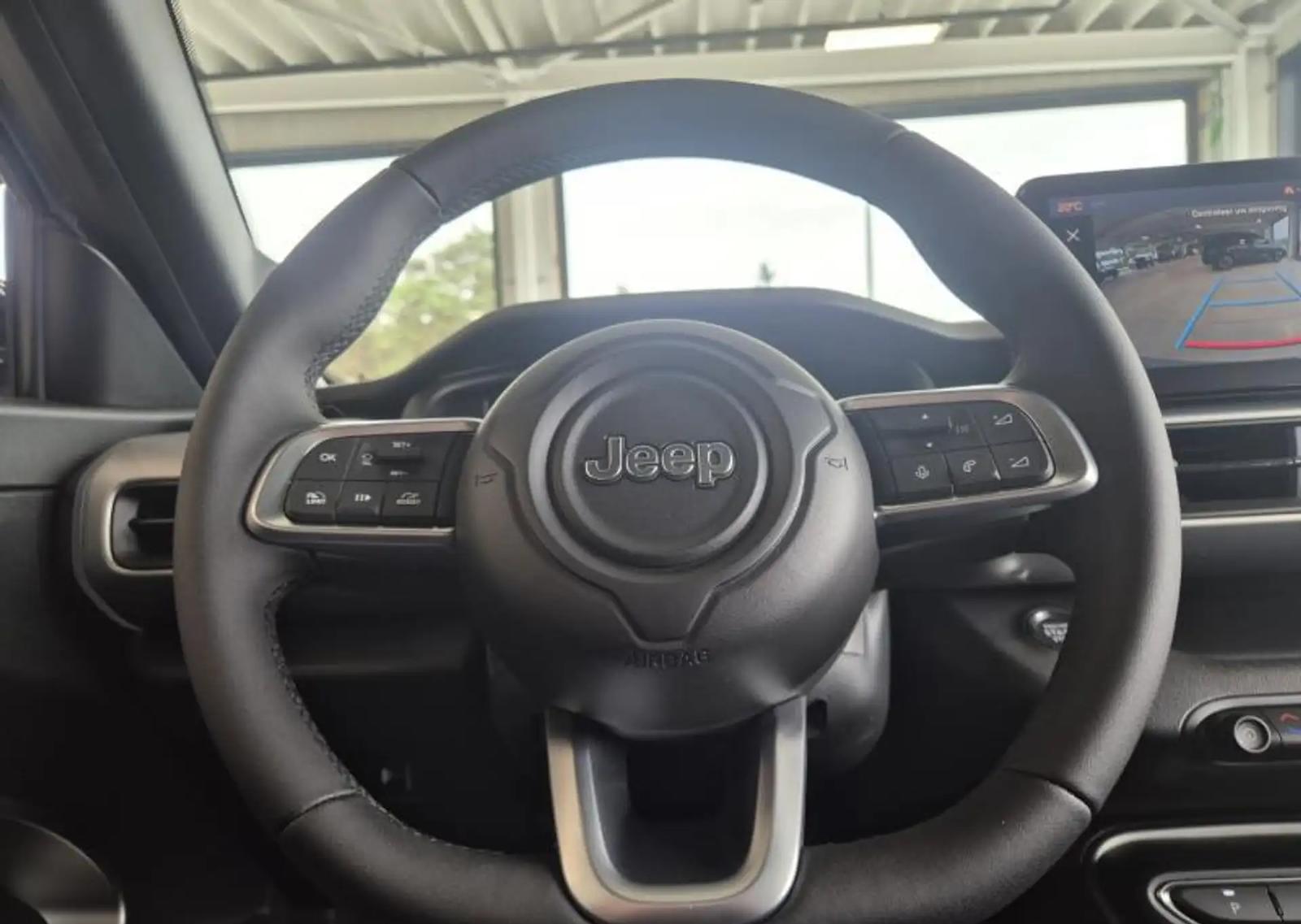 Jeep Avenger, фото 5