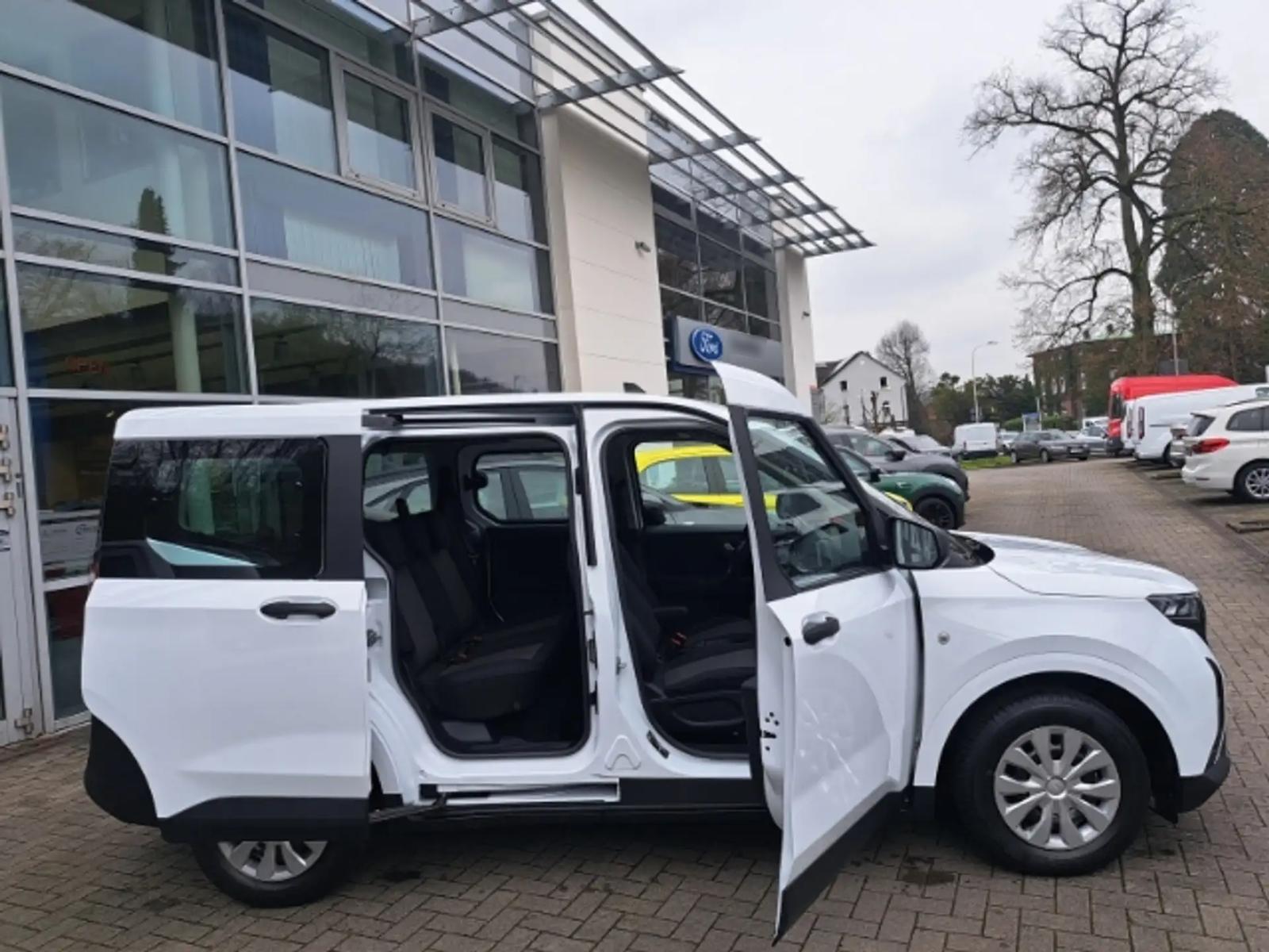 Ford Tourneo Courier Trend 1.0 EcoBoost, фото 5