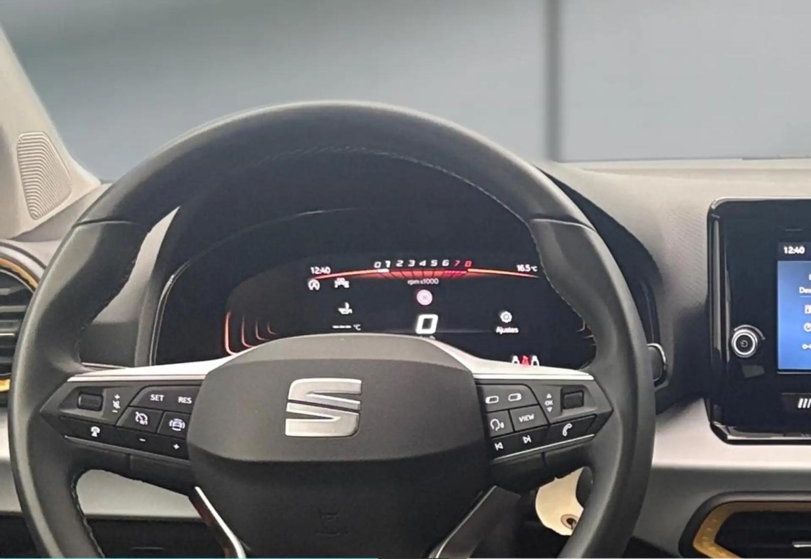 SEAT Arona 1.0 TSI Style Special Edition, фото 3