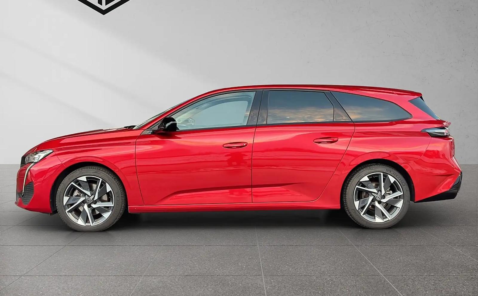Peugeot 308 SW BlueHDi 130 S&S EAT8 Allure, фото 2