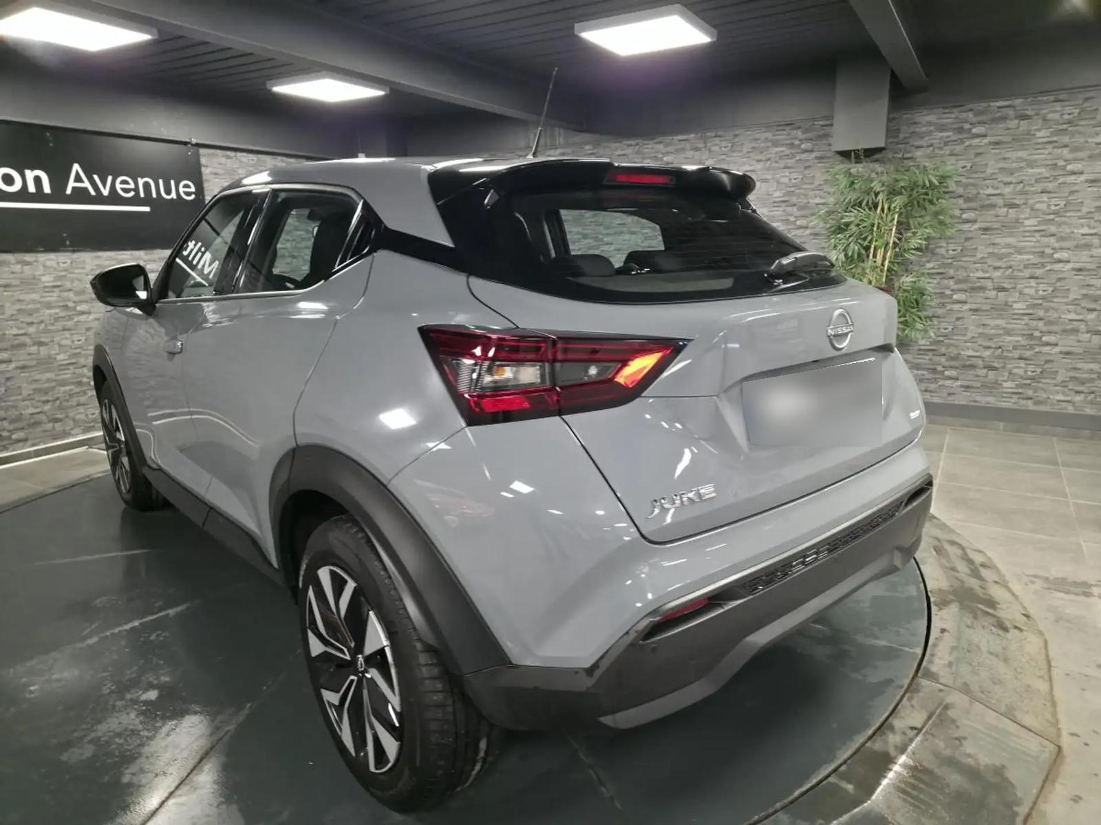 Nissan Juke 1.0 DIG-T 114 DCT Business, фото 2