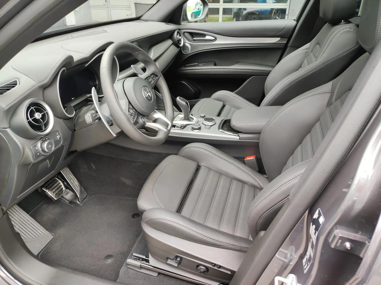 Alfa Romeo Stelvio 2.2 Diesel Veloce AT8 Q4, фото 9
