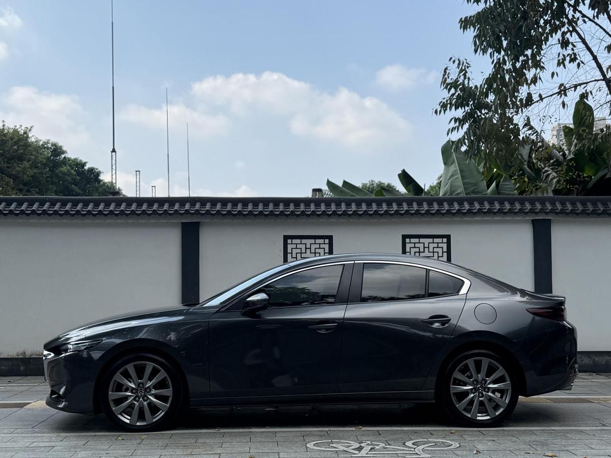 Mazda 3 Axela 2.0L AT, фото 9