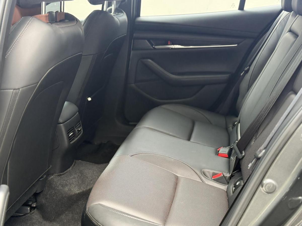 Mazda 3 Axela 2.0L AT, фото 14