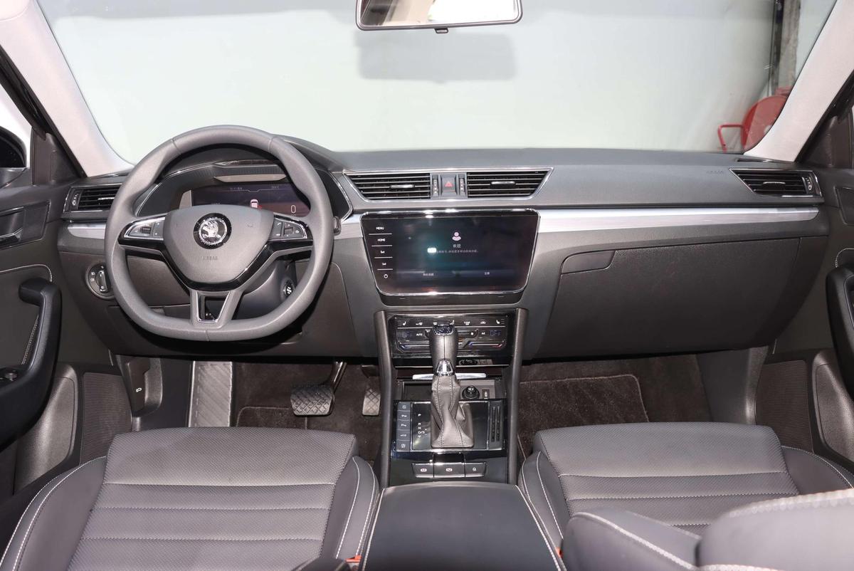Skoda Superb TSI280 DSG Premium, фото 12